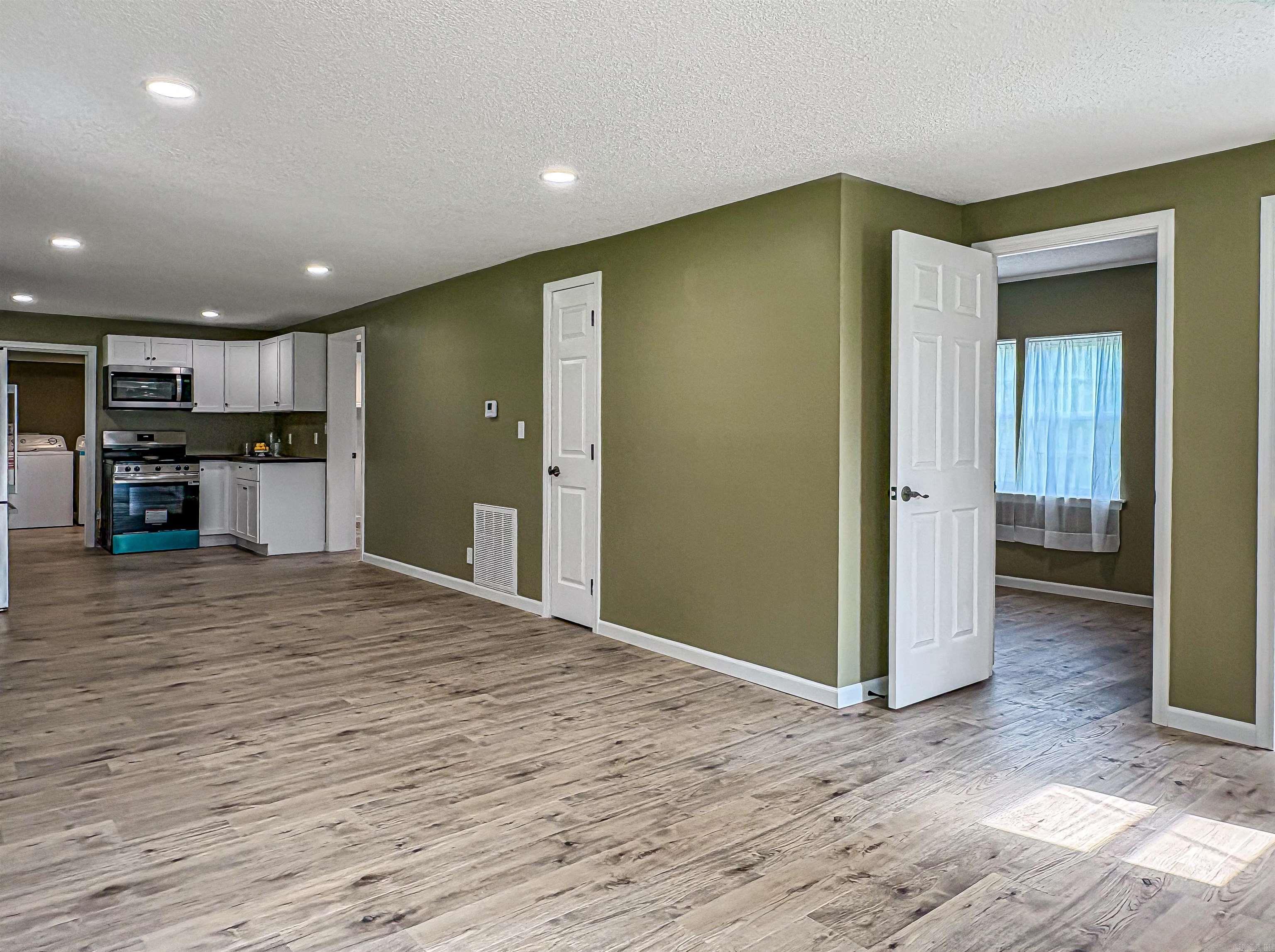 1265 Mc 4044 Property Photo 14