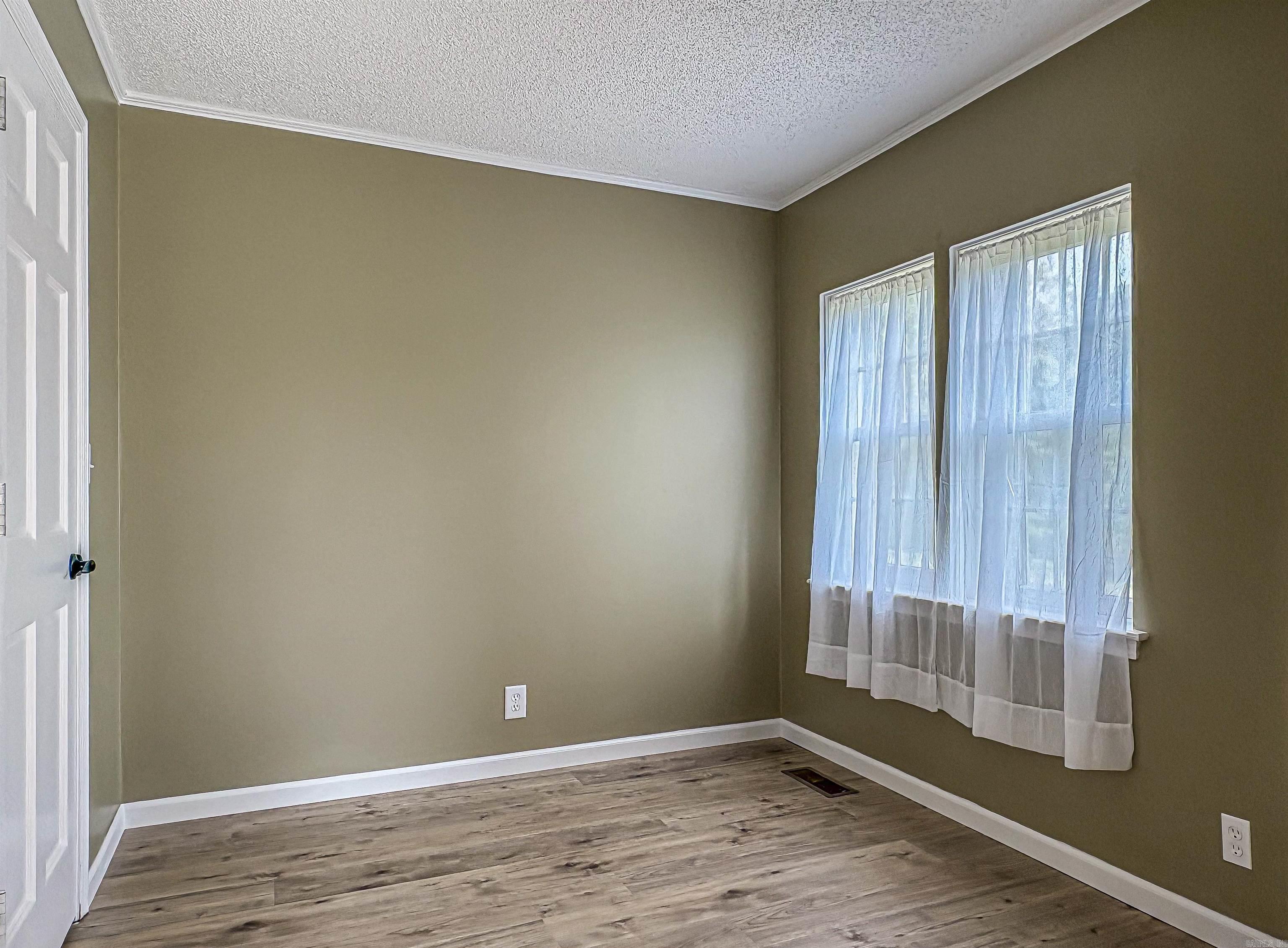 1265 Mc 4044 Property Photo 22