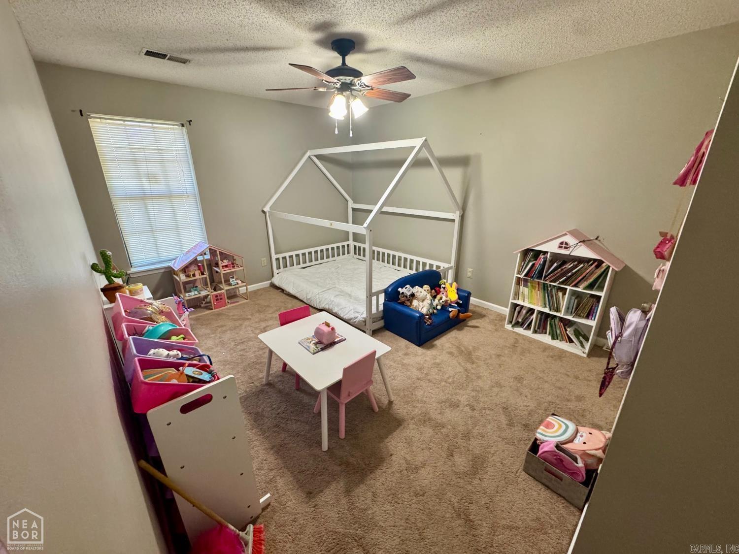 1206 Hickory Circle Property Photo 14