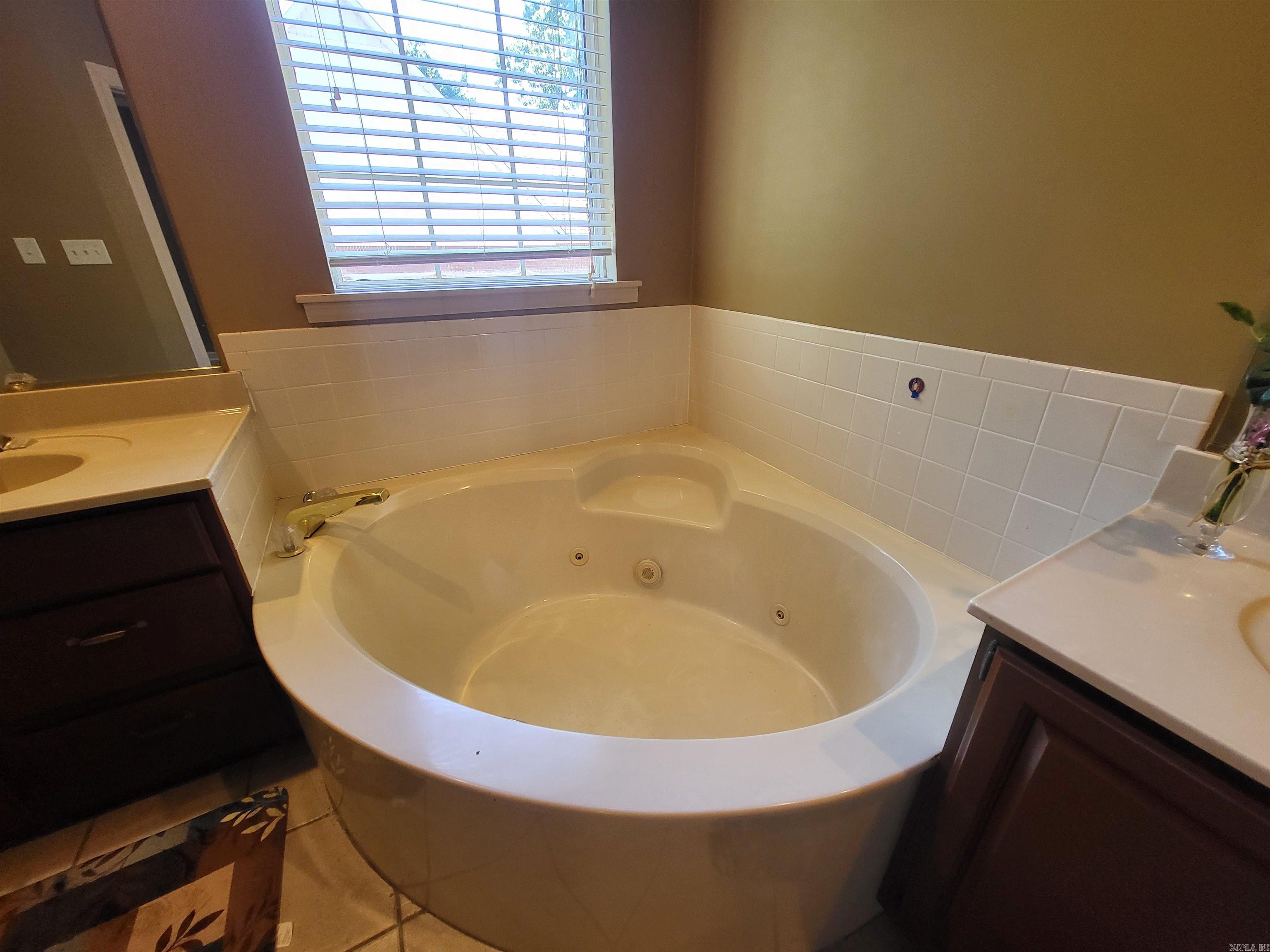 2604 Michael Lane Property Photo 17