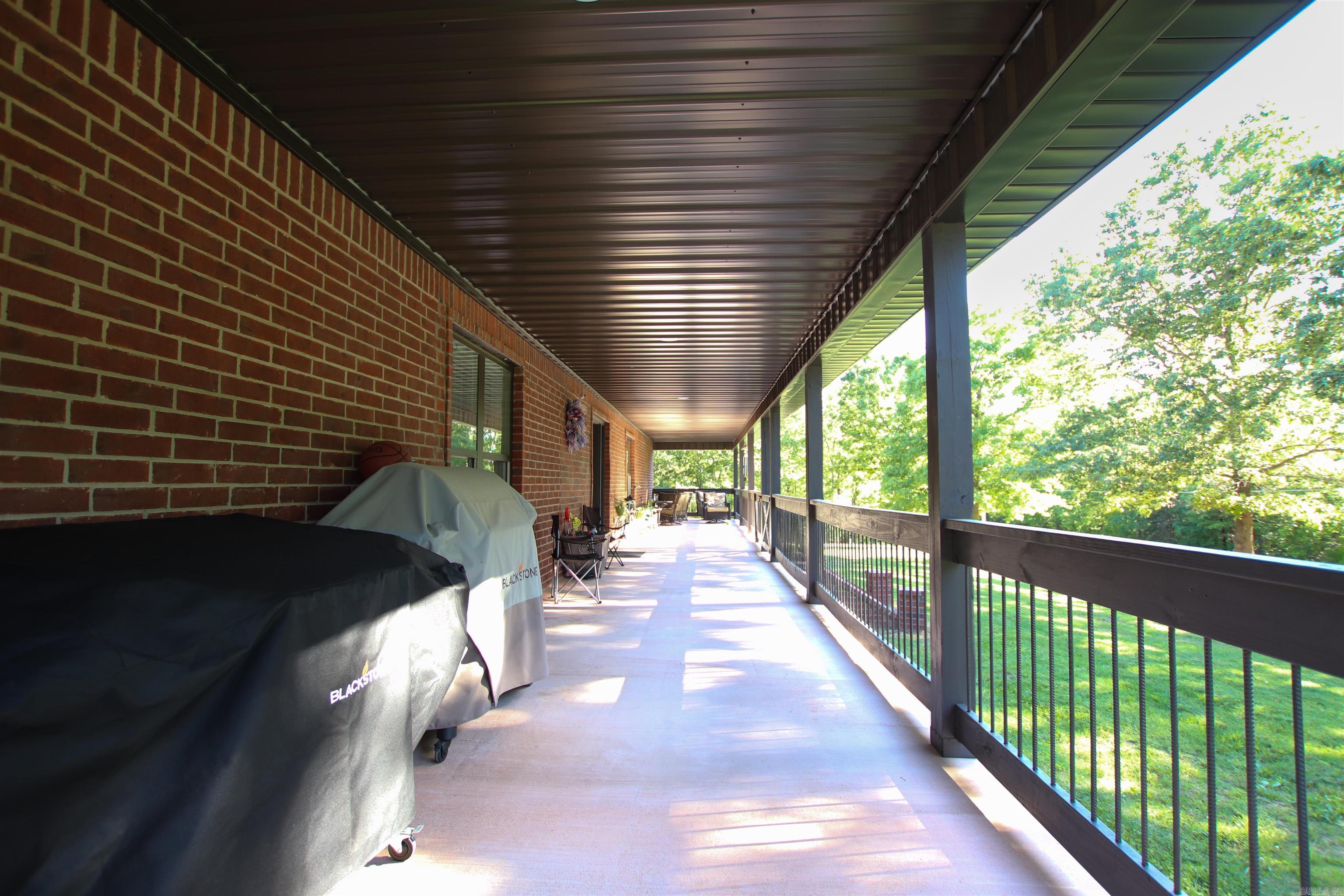 2 Caxambas Dr Property Photo 13