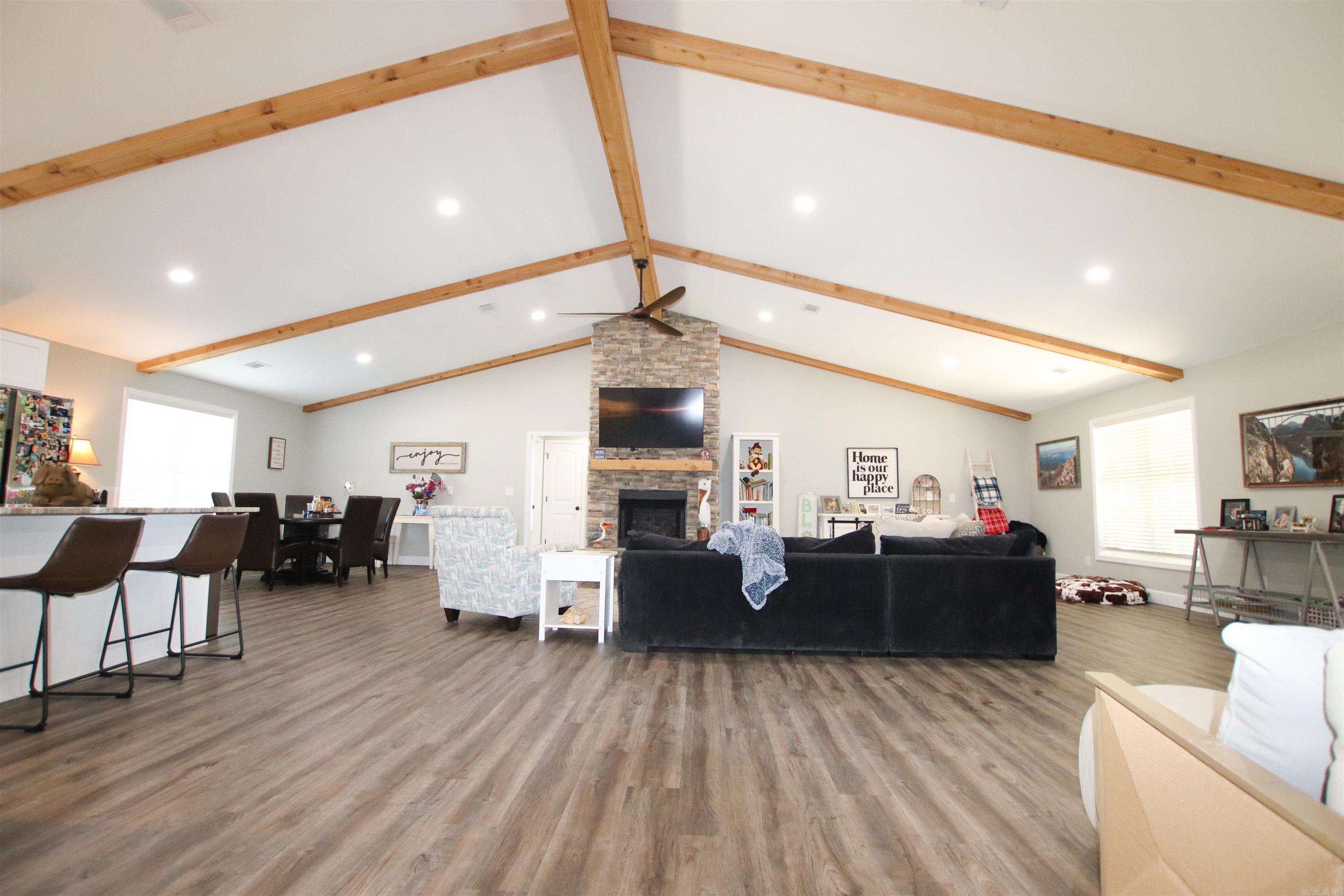 2 Caxambas Dr Property Photo 17