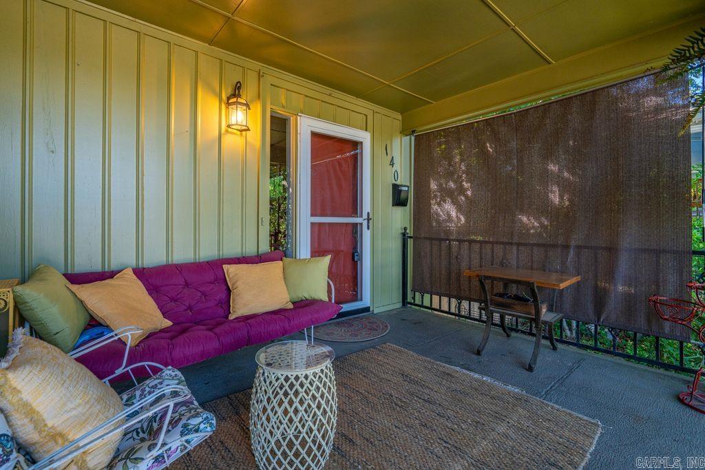 140 Parkhill St Property Photo 2