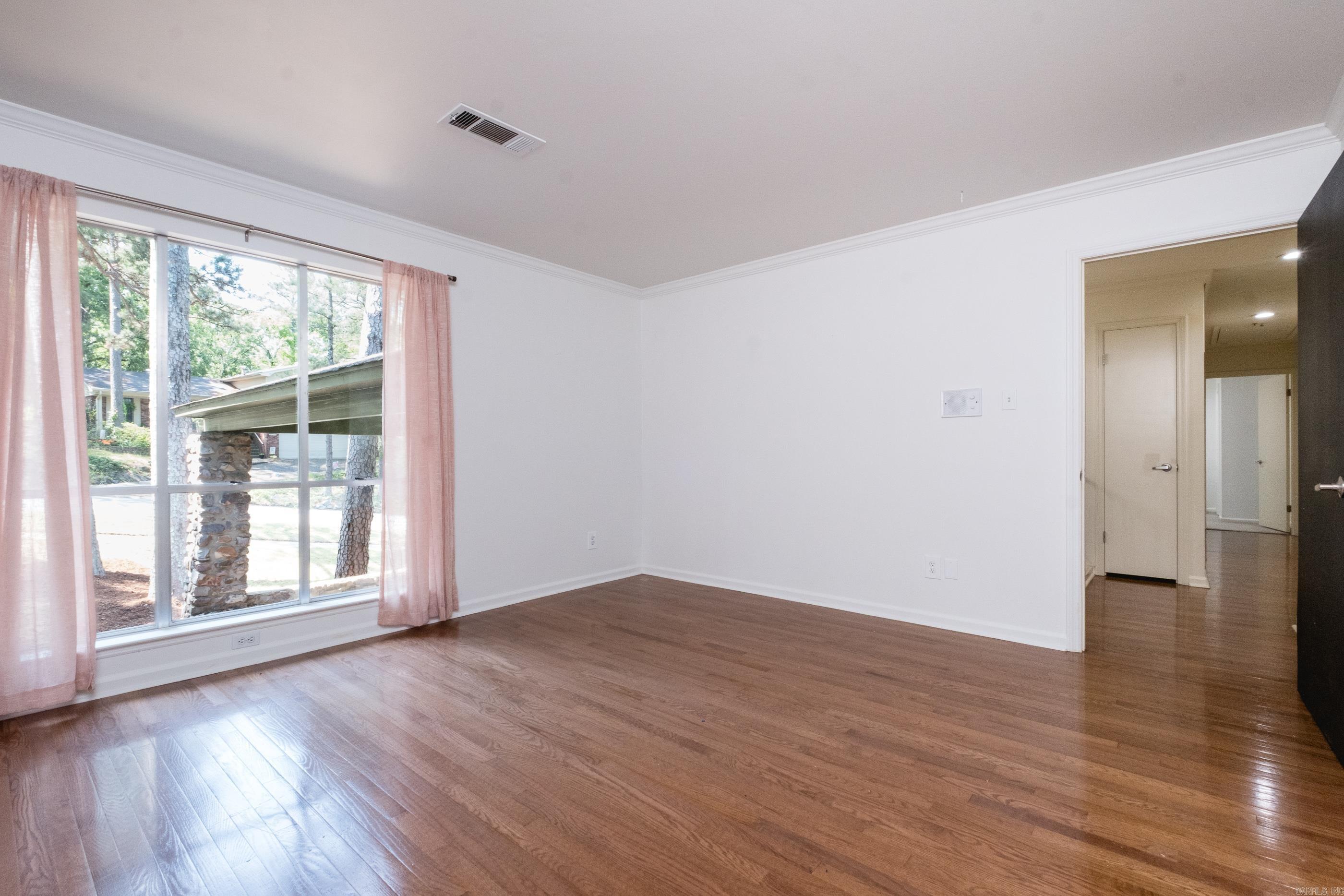 8218 Evergreen Drive Property Photo 11