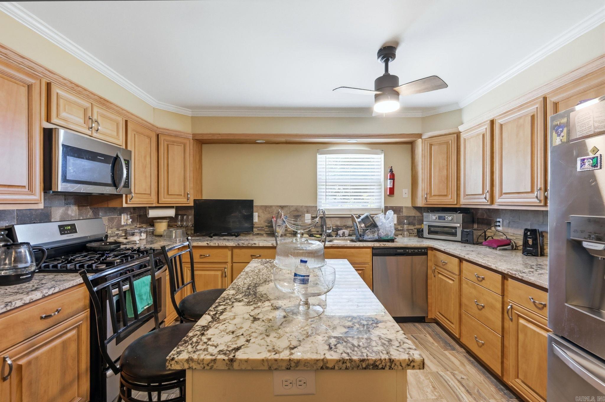 6018 Timberside Road Property Photo 4