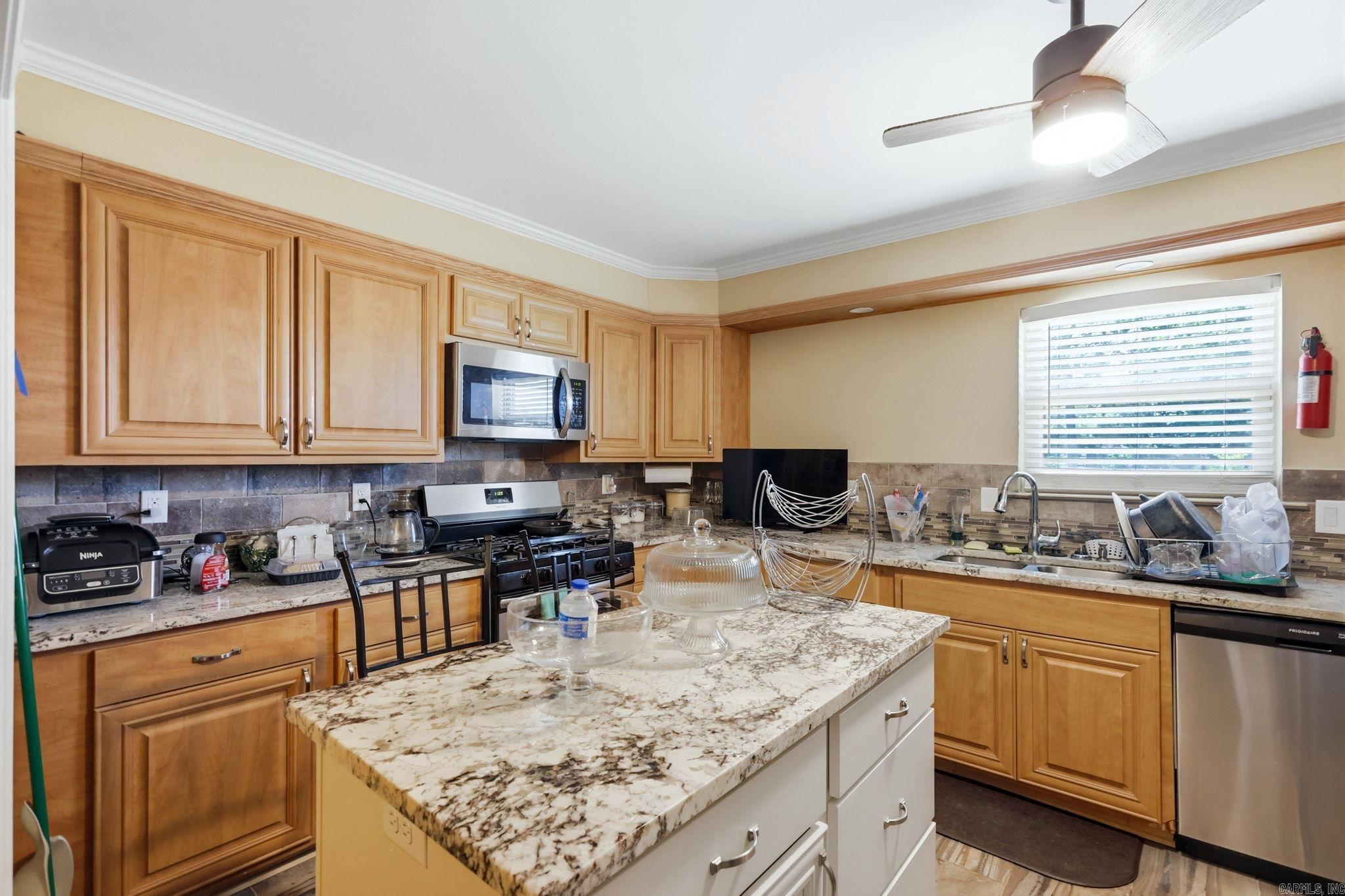 6018 Timberside Road Property Photo 5