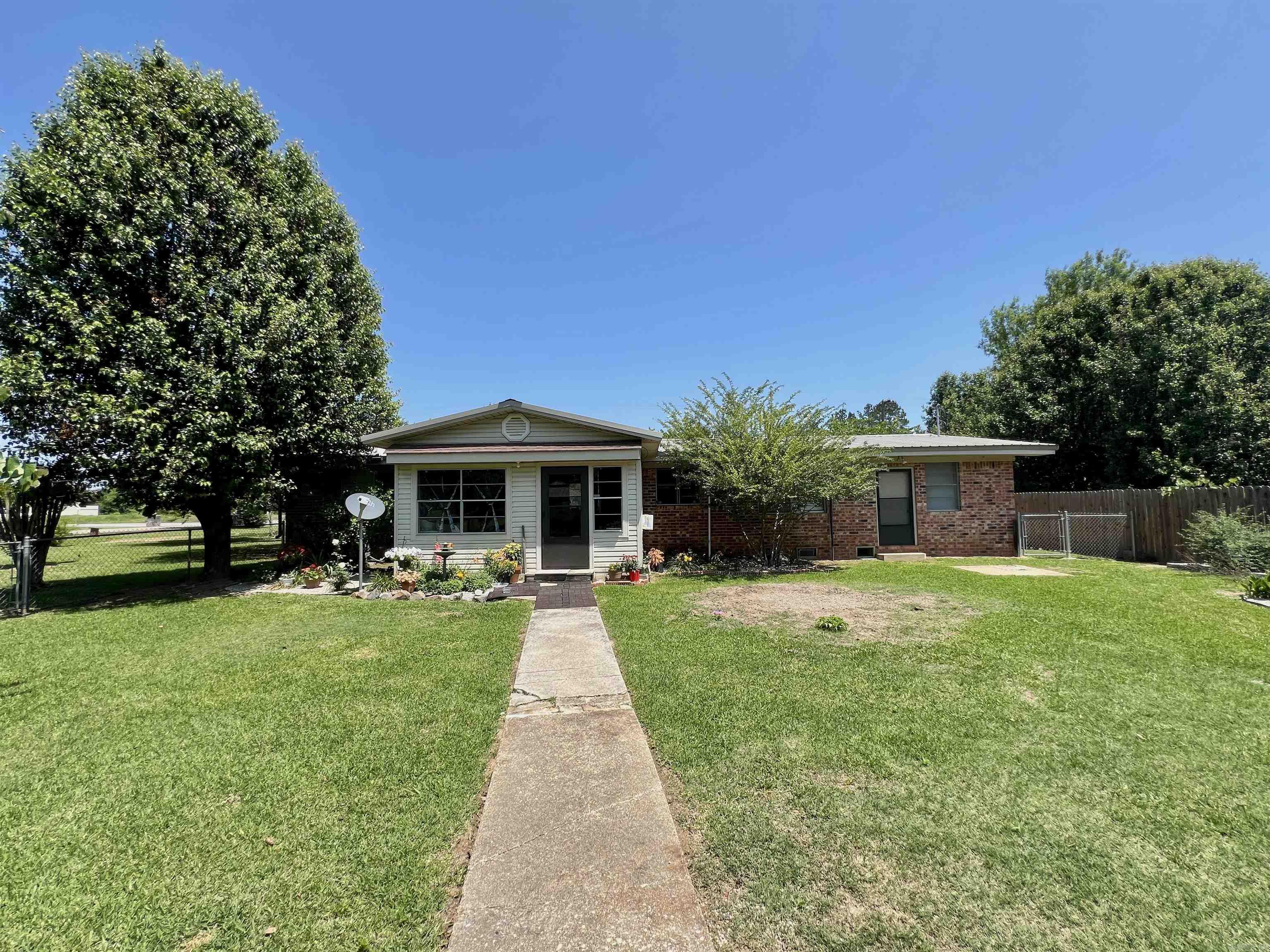 403 W Antioch Street Property Photo 27