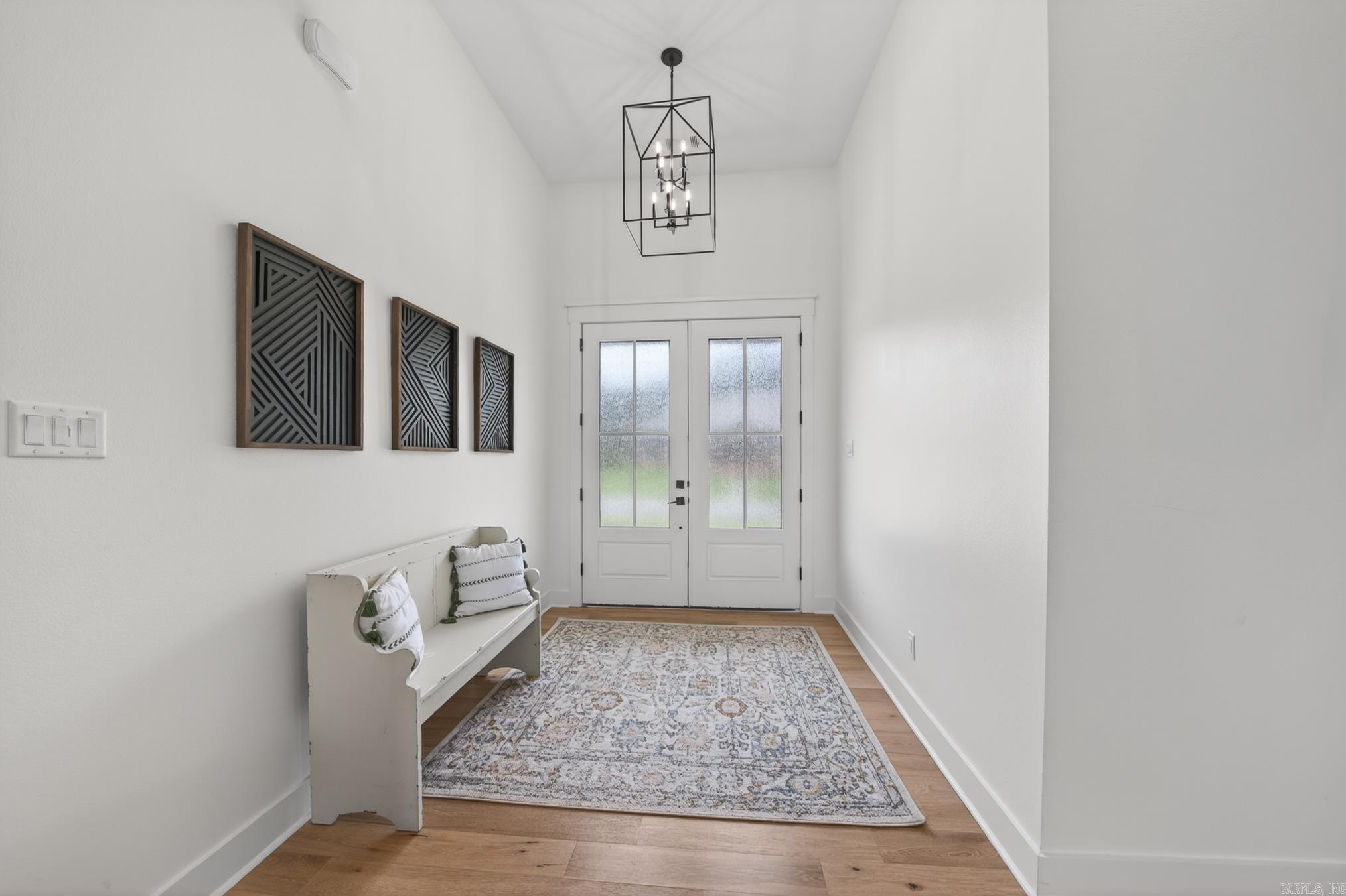 1586 Calcutta Drive Property Photo 4