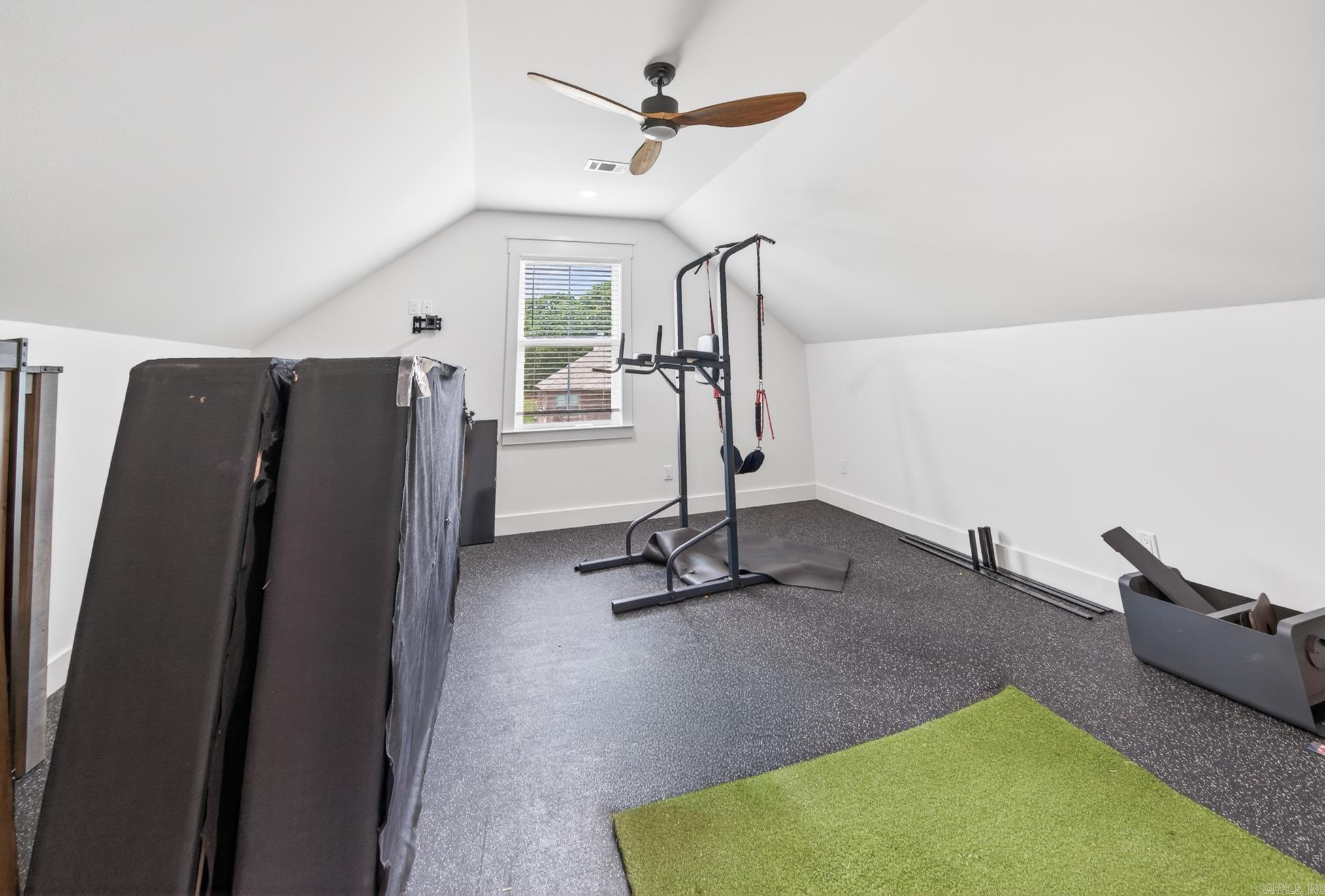1586 Calcutta Drive Property Photo 40