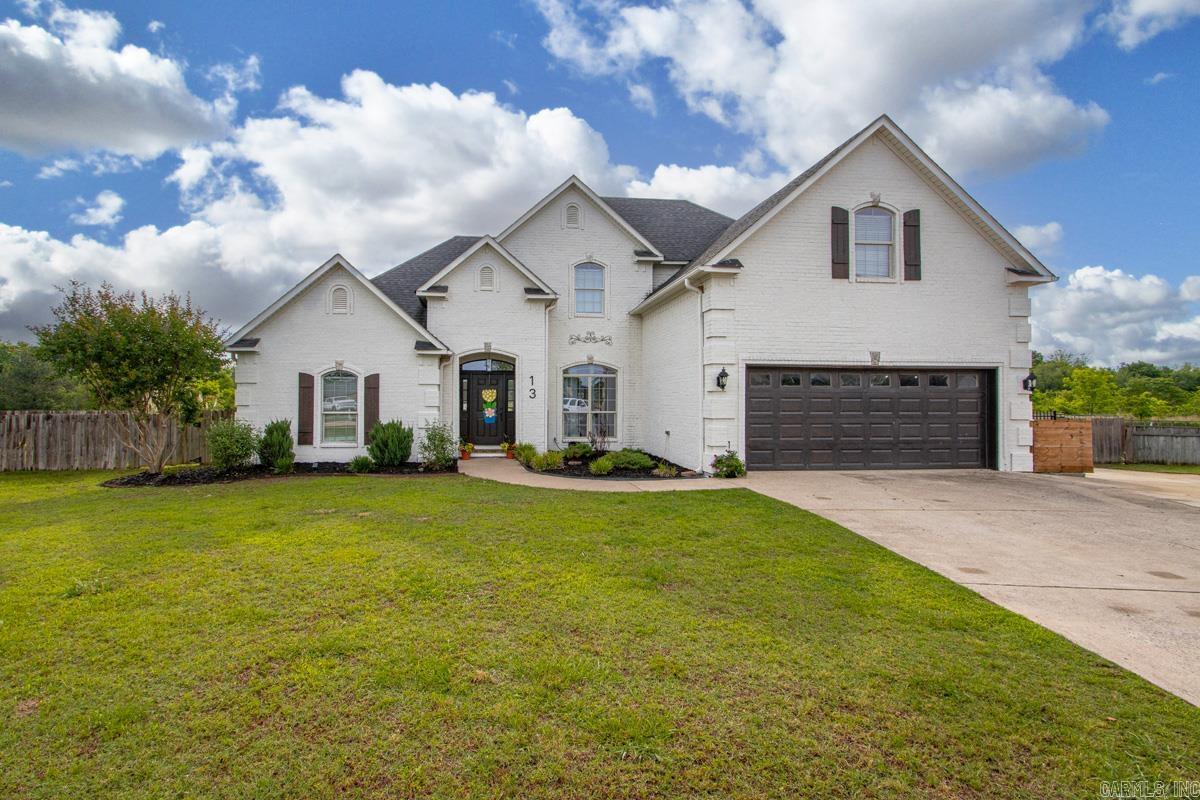 13 River Circle