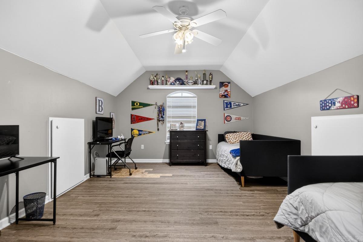 13 River Circle Property Photo 23