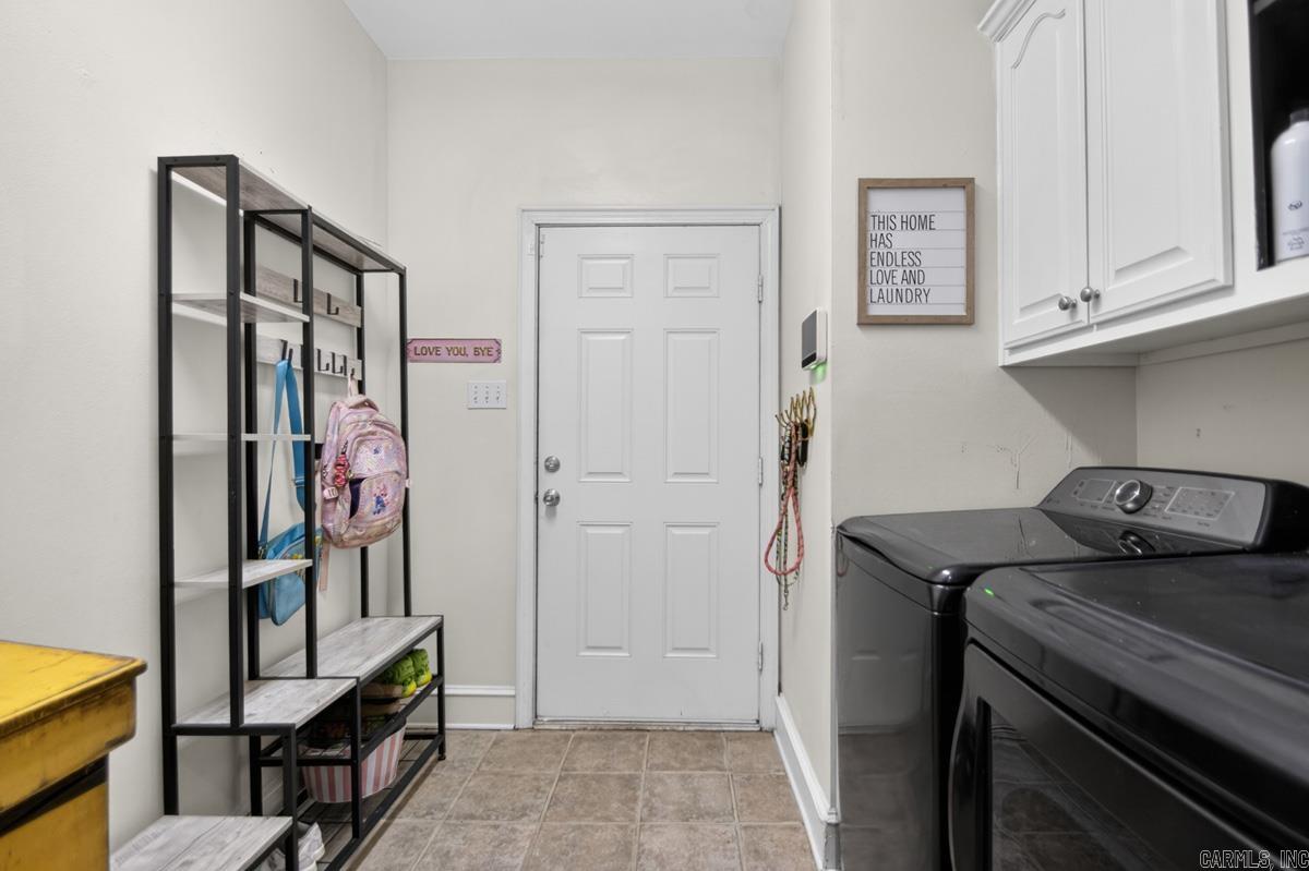 13 River Circle Property Photo 26