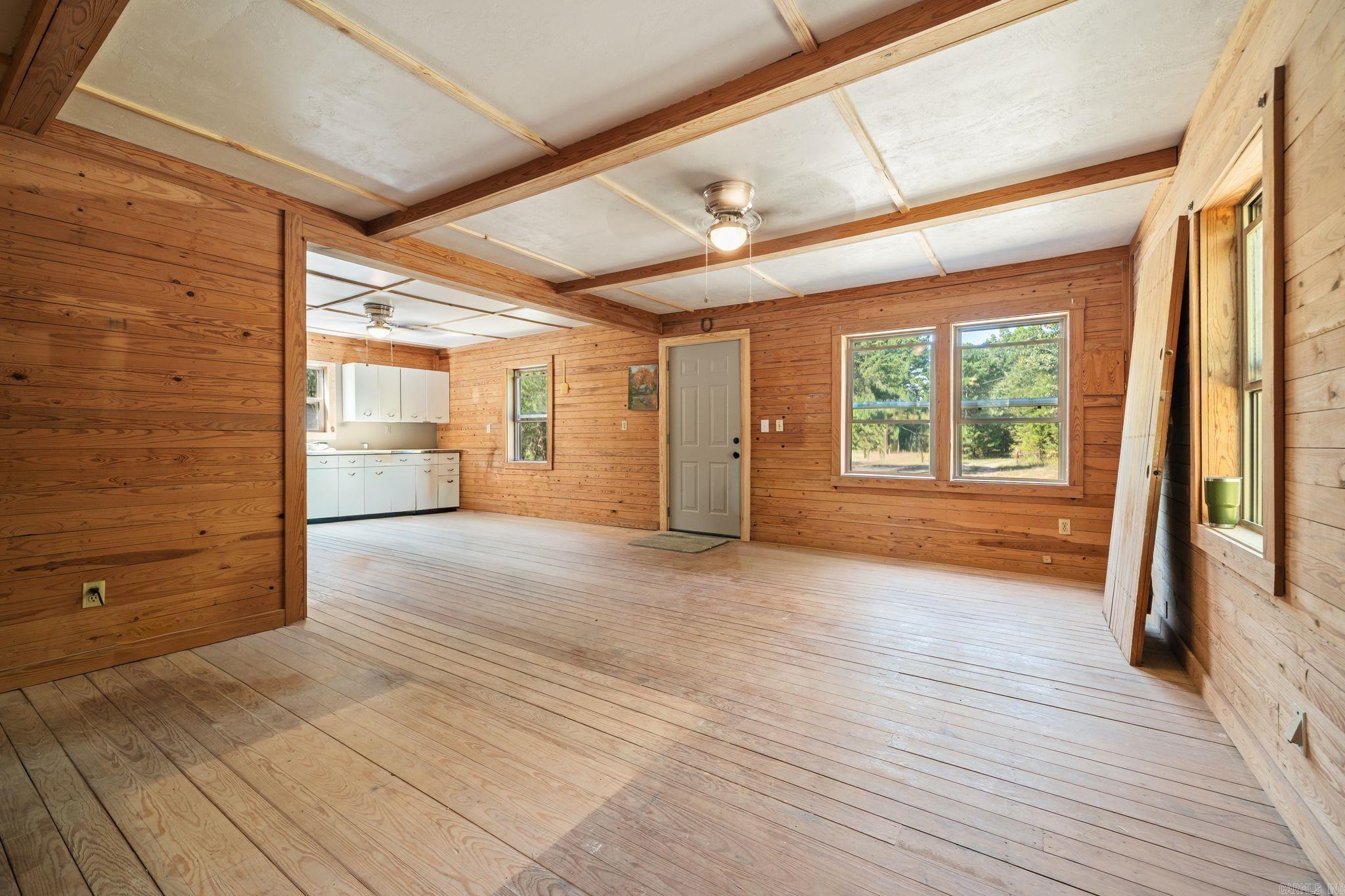 3024 Red Bench Rd Property Photo 7