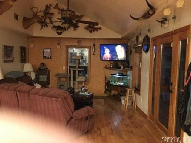 191 Westwind Ct Property Photo 4