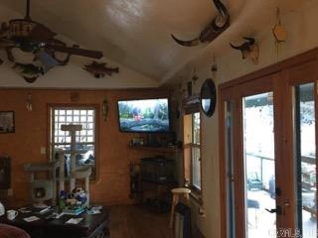 191 Westwind Ct Property Photo 6