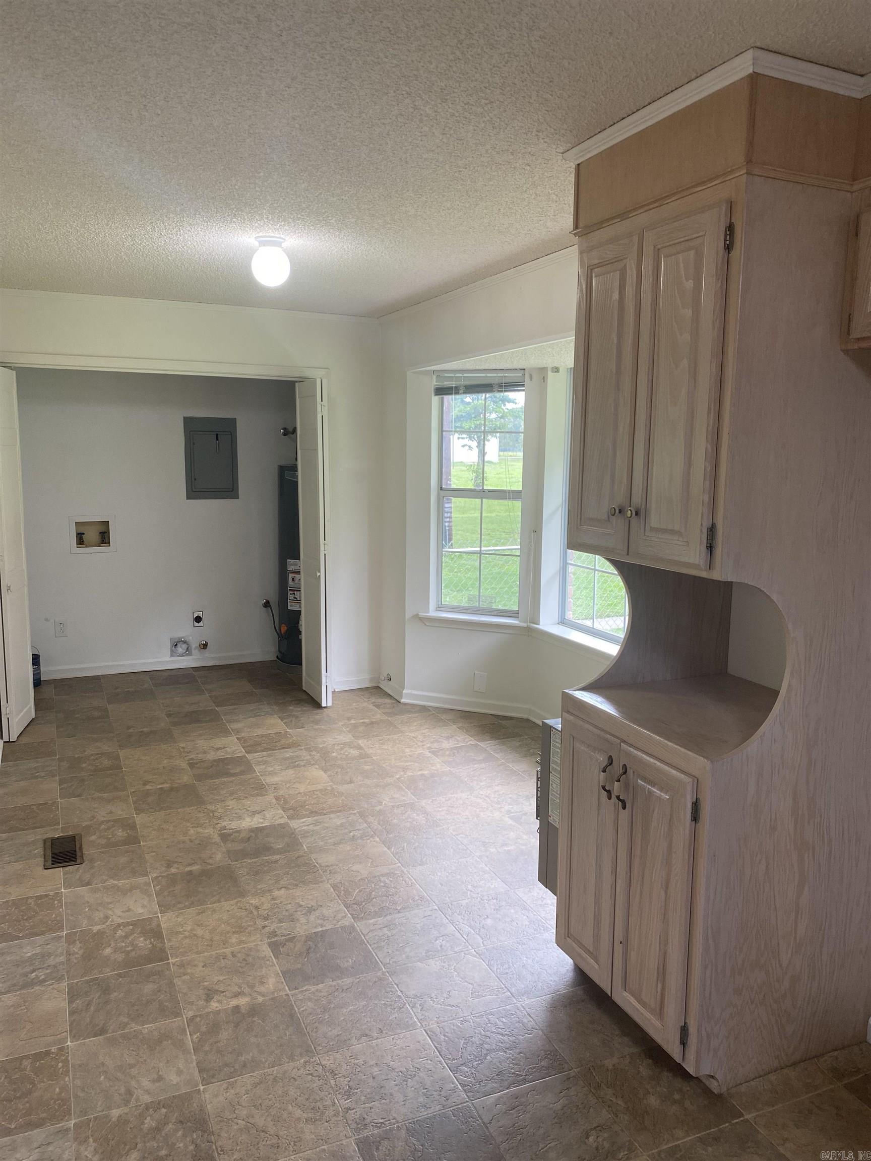 8244 S Main Street Property Photo 5