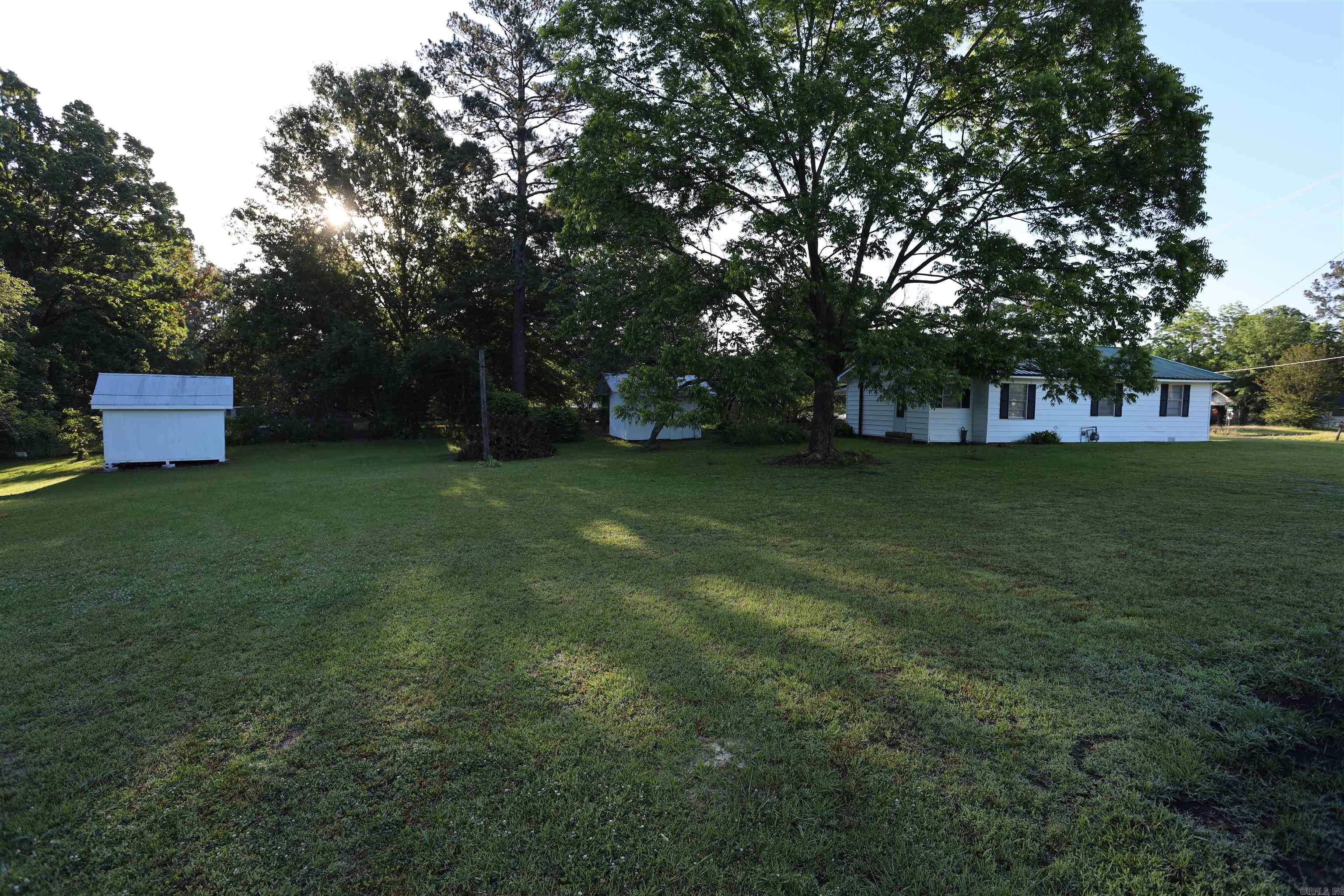 1702 W Pine Property Photo 12