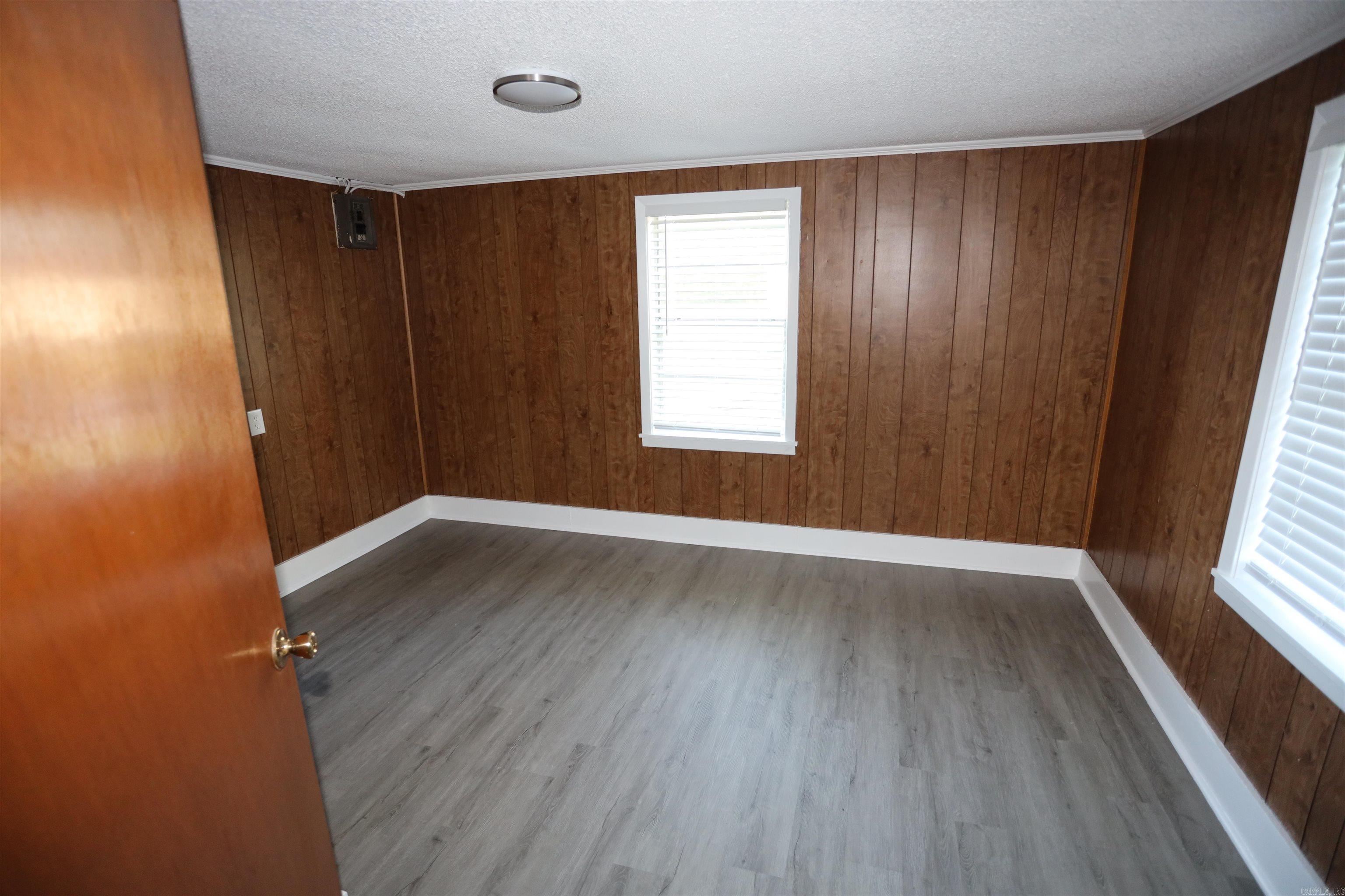 1702 W Pine Property Photo 25