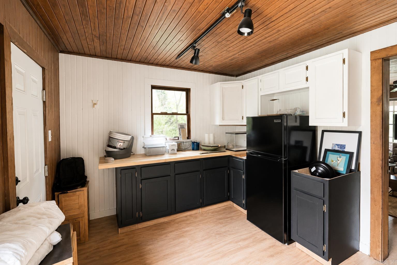 18506 Crystal Valley Road Property Photo 26
