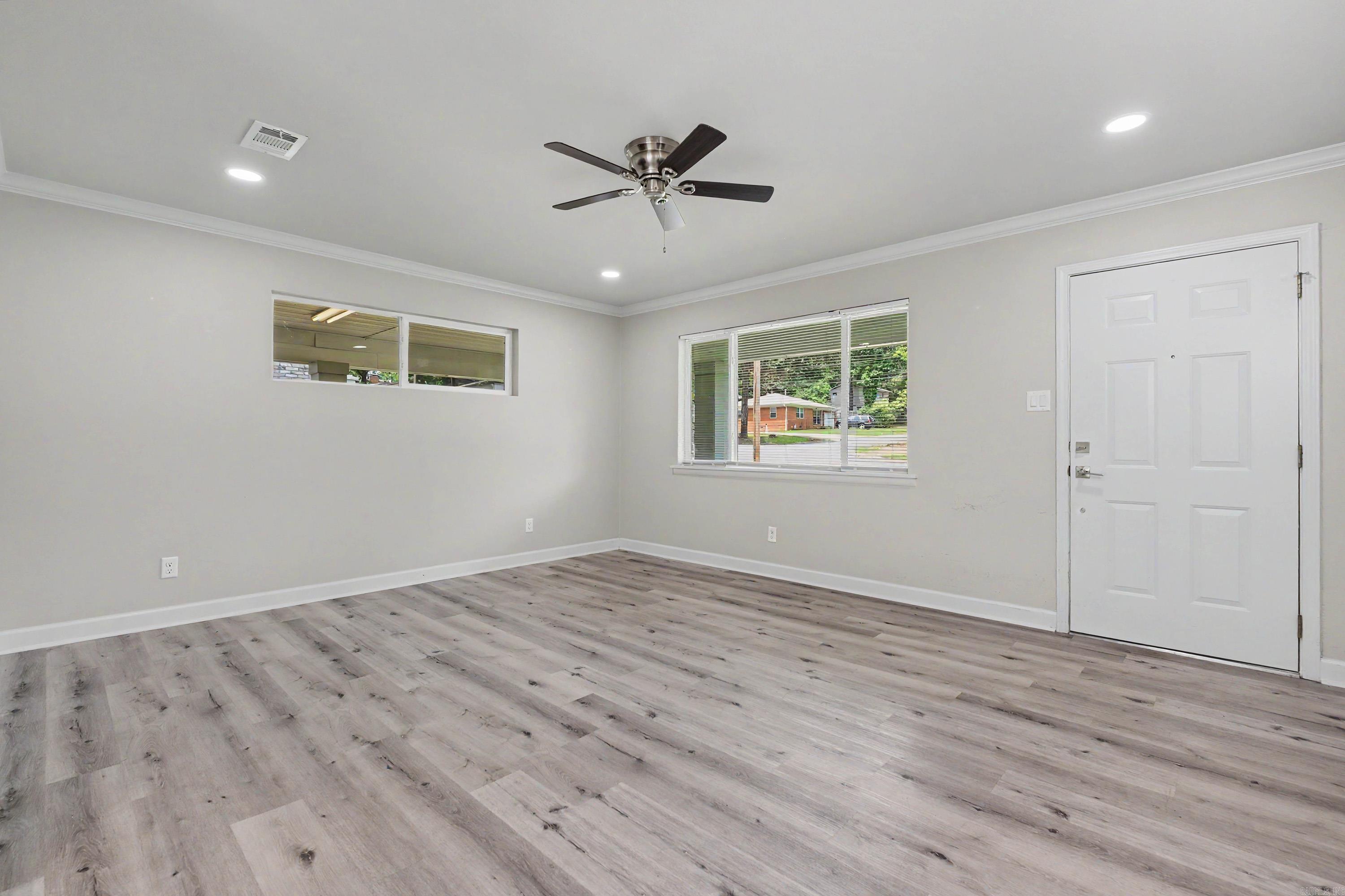 11417 Birchwood Property Photo 5