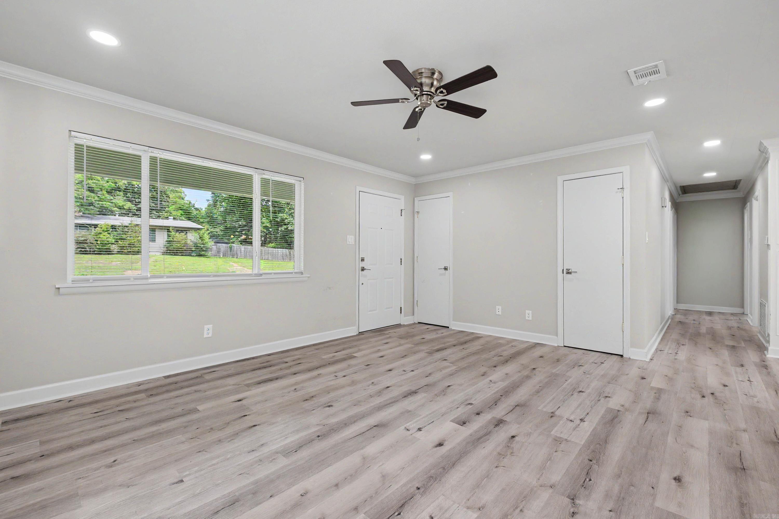 11417 Birchwood Property Photo 6