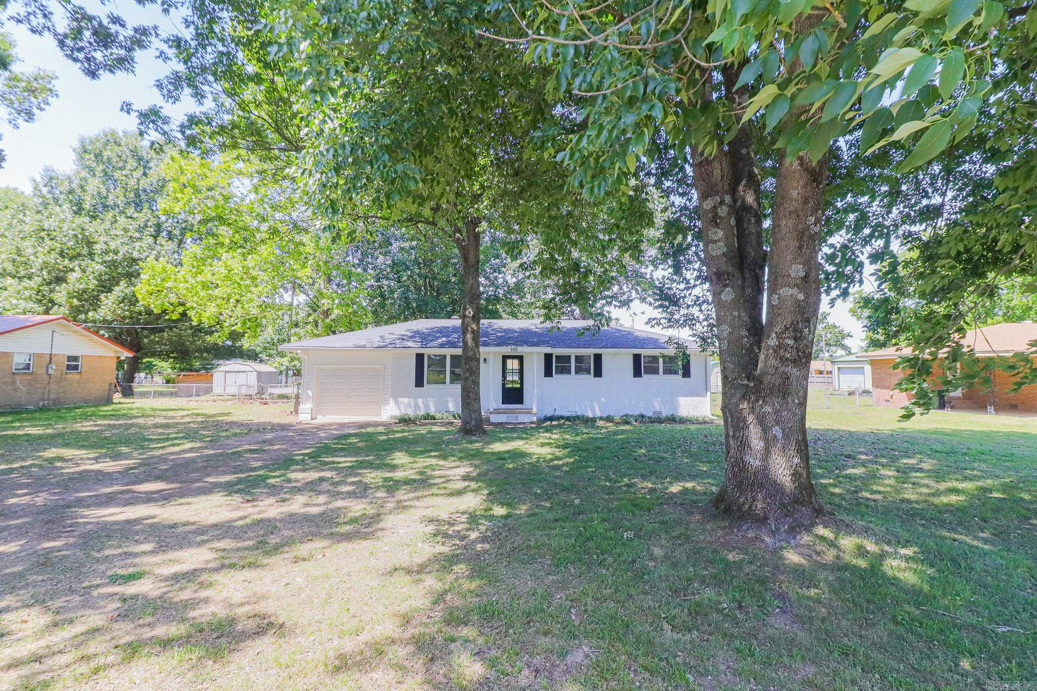 105 Wyatt Property Photo 2