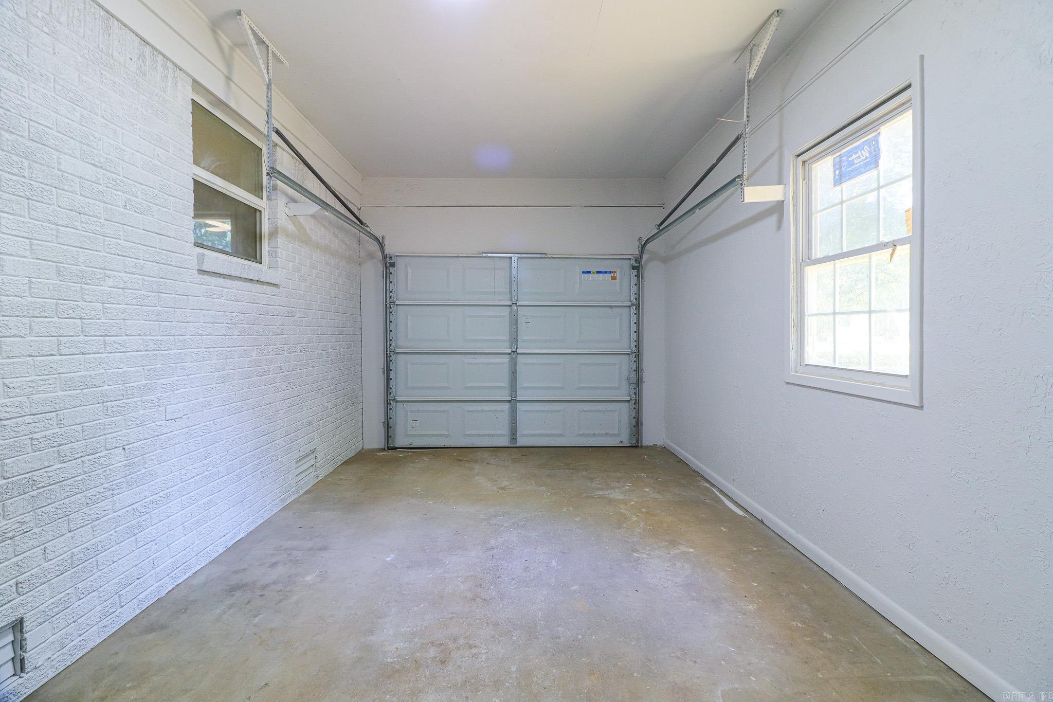 105 Wyatt Property Photo 24