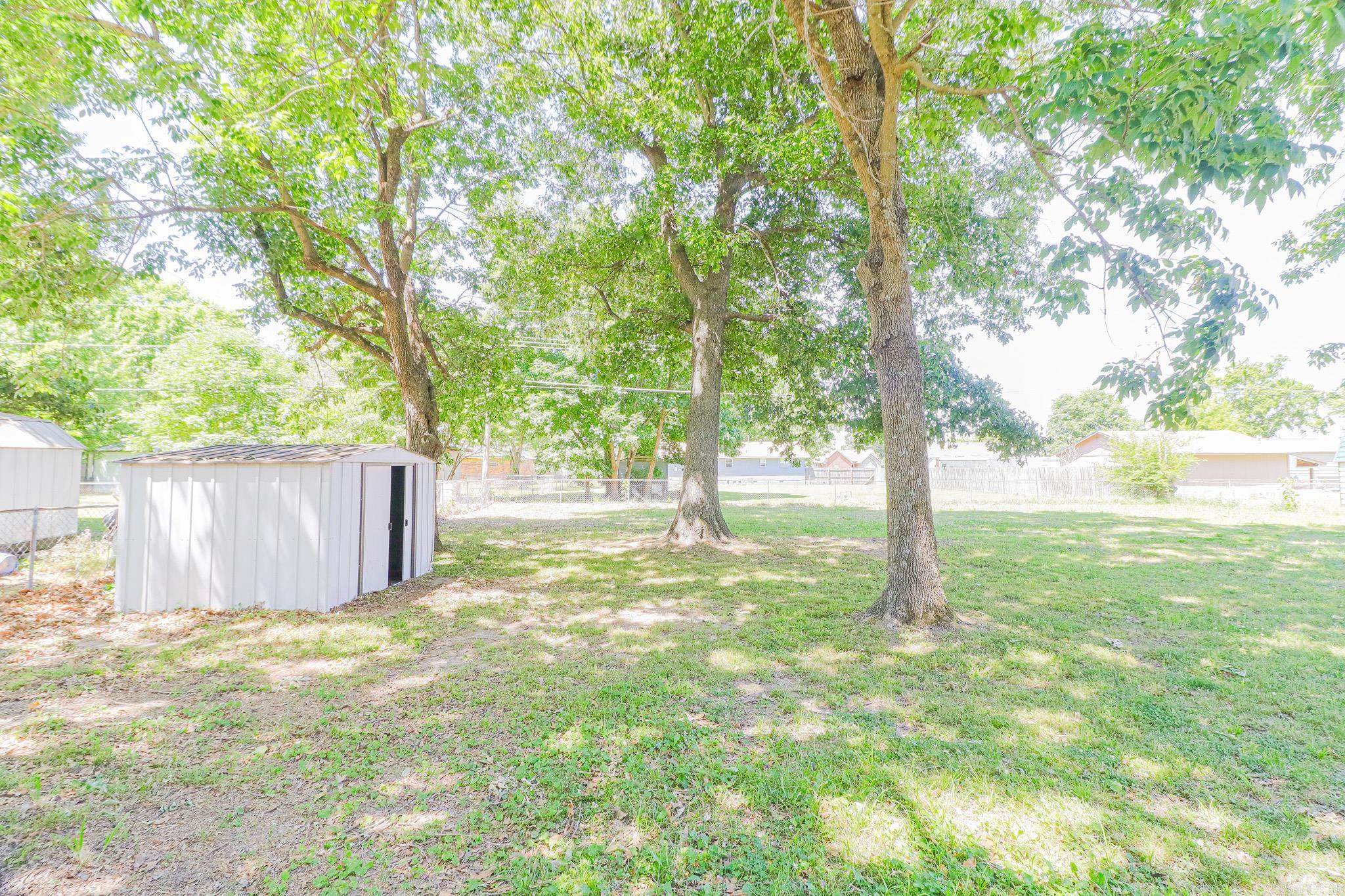 105 Wyatt Property Photo 26
