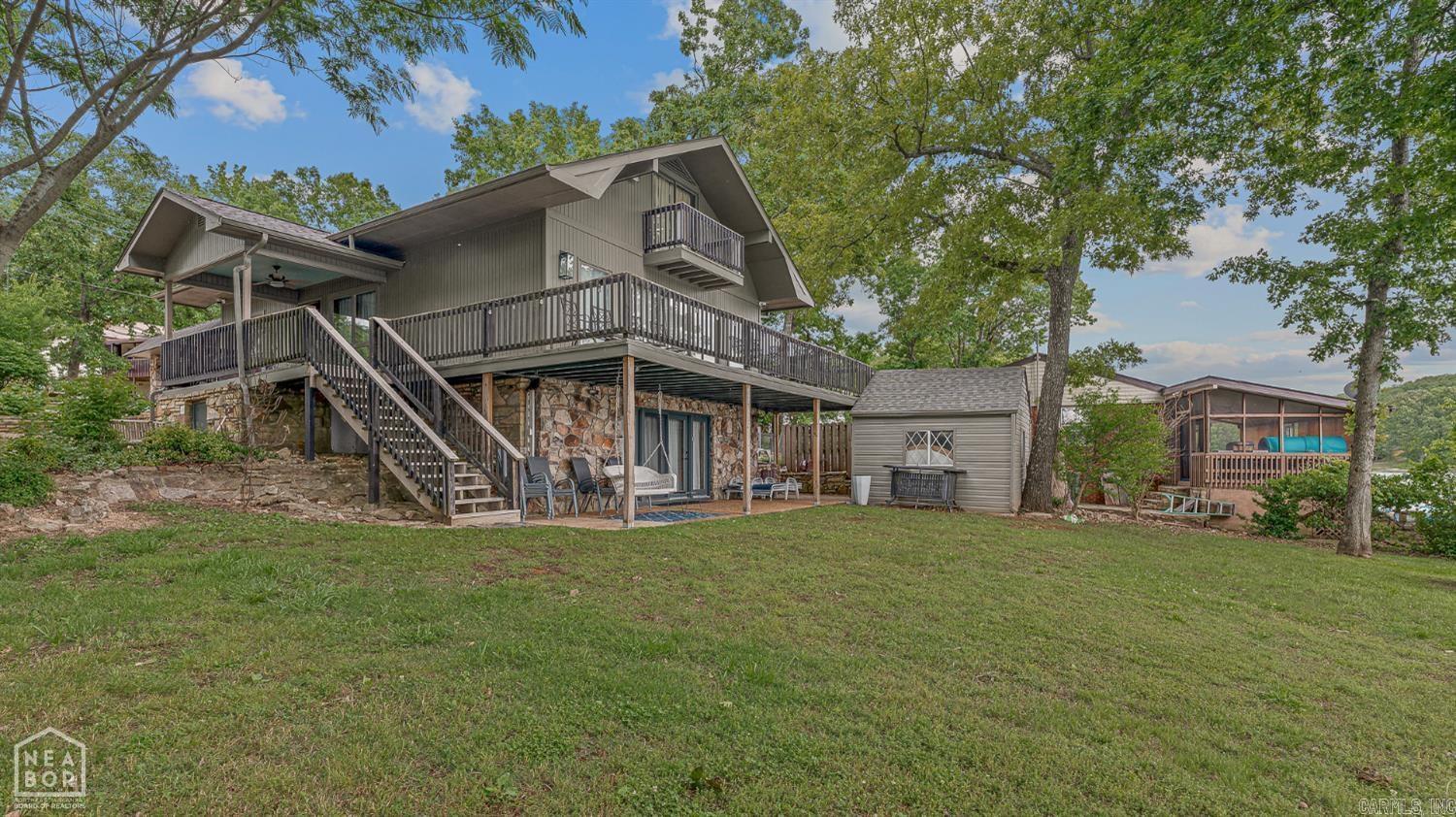 176 E Lakeshore Drive Property Photo 2