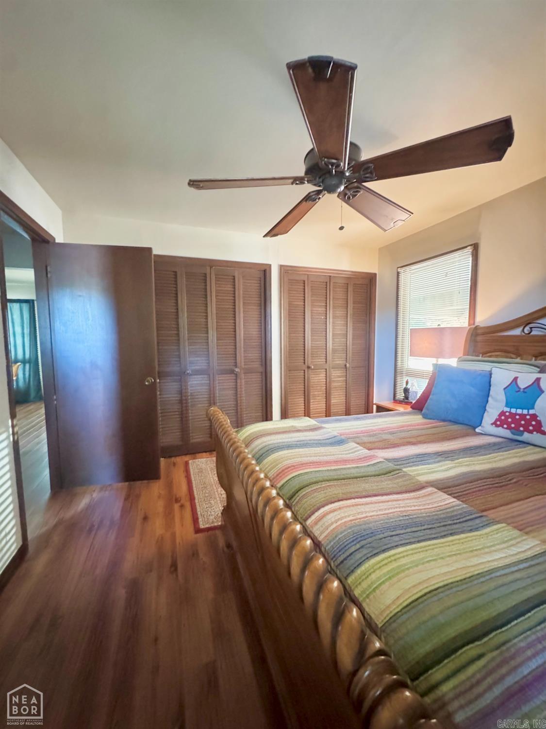 176 E Lakeshore Drive Property Photo 16
