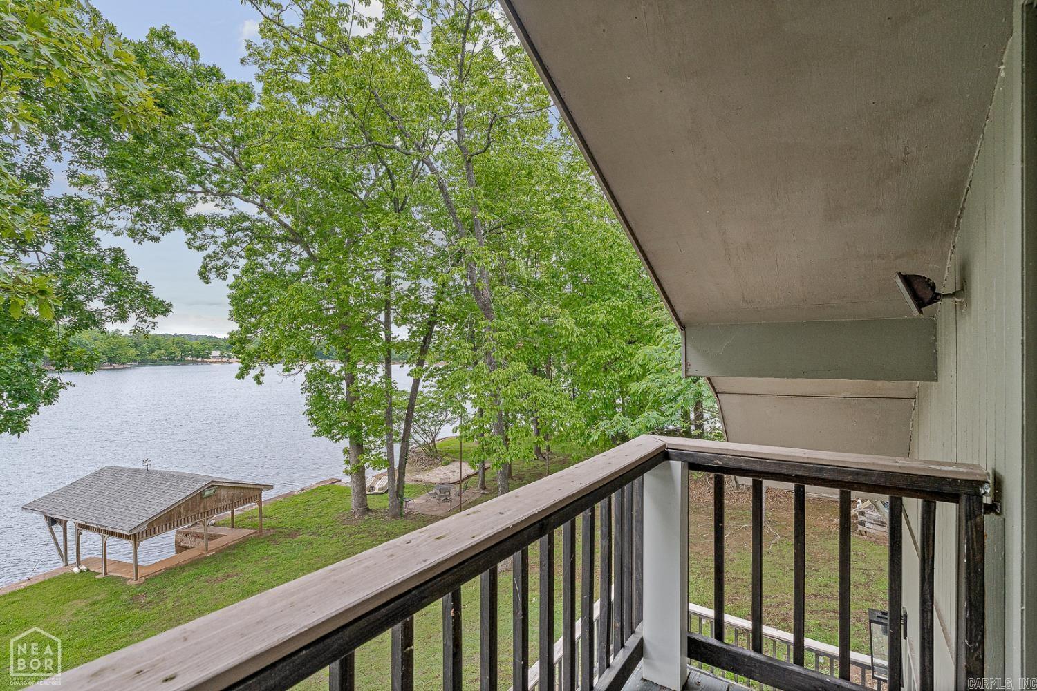 176 E Lakeshore Drive Property Photo 21