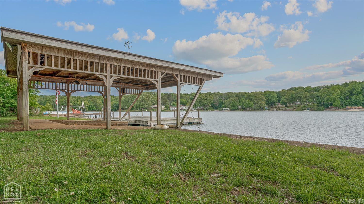 176 E Lakeshore Drive Property Photo 45
