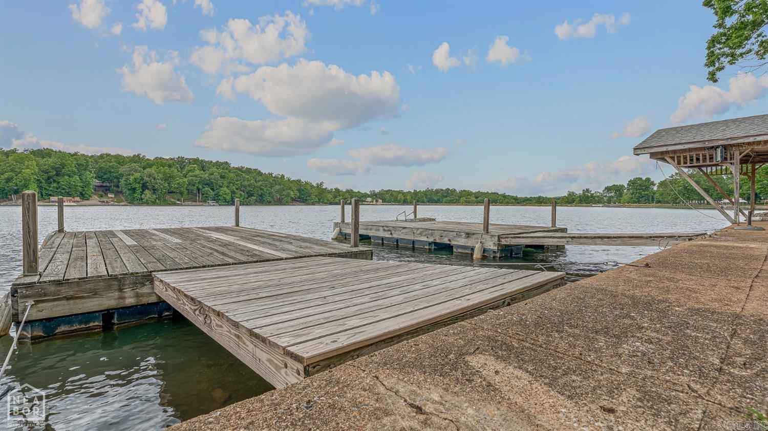 176 E Lakeshore Drive Property Photo 46