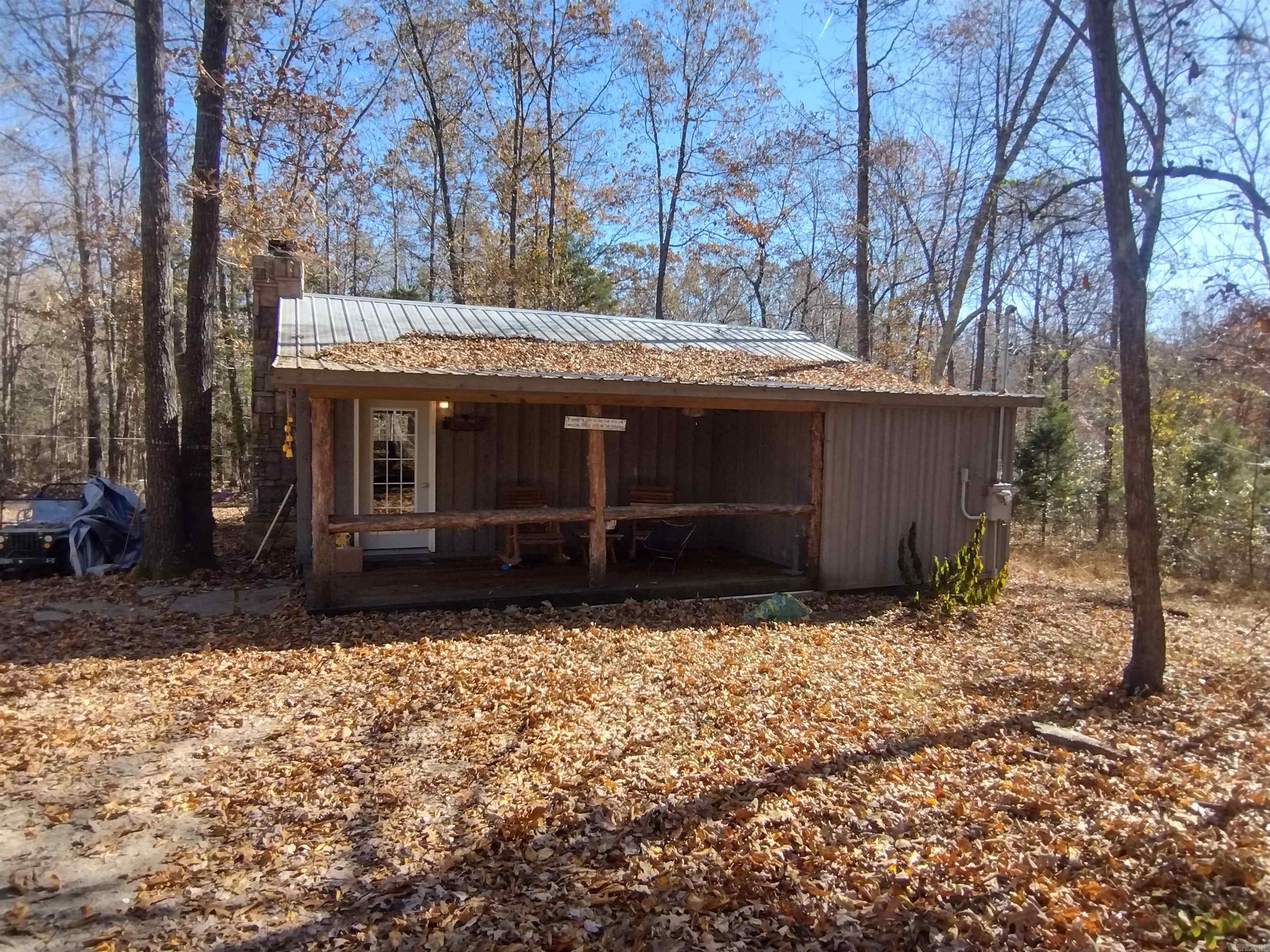 880 Wildcat Rd Property Photo 4