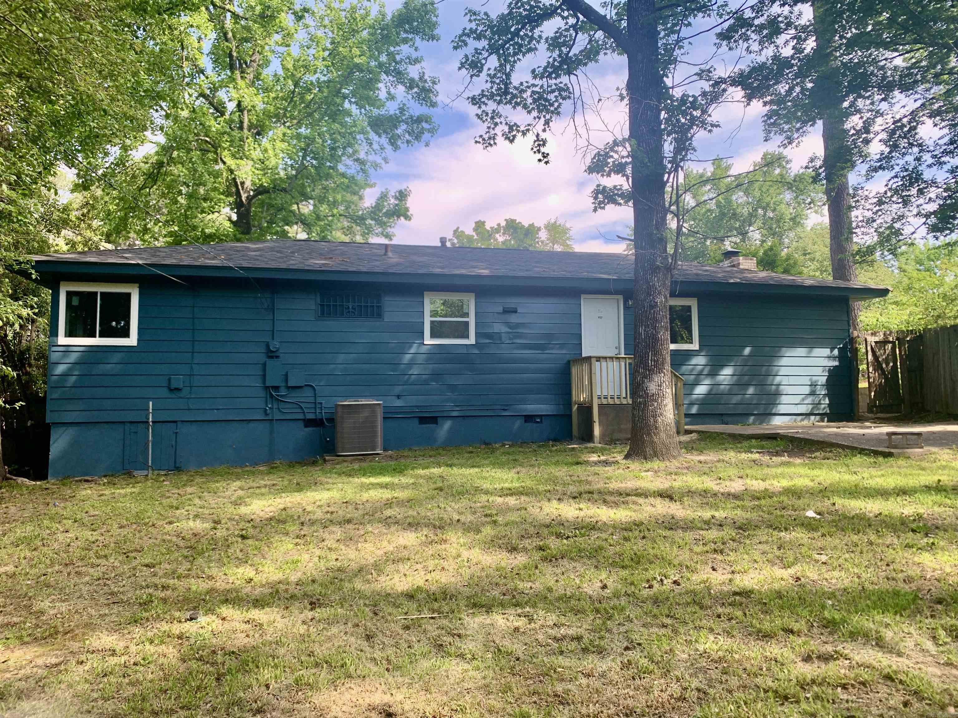 5 Roxbury Drive Property Photo 29