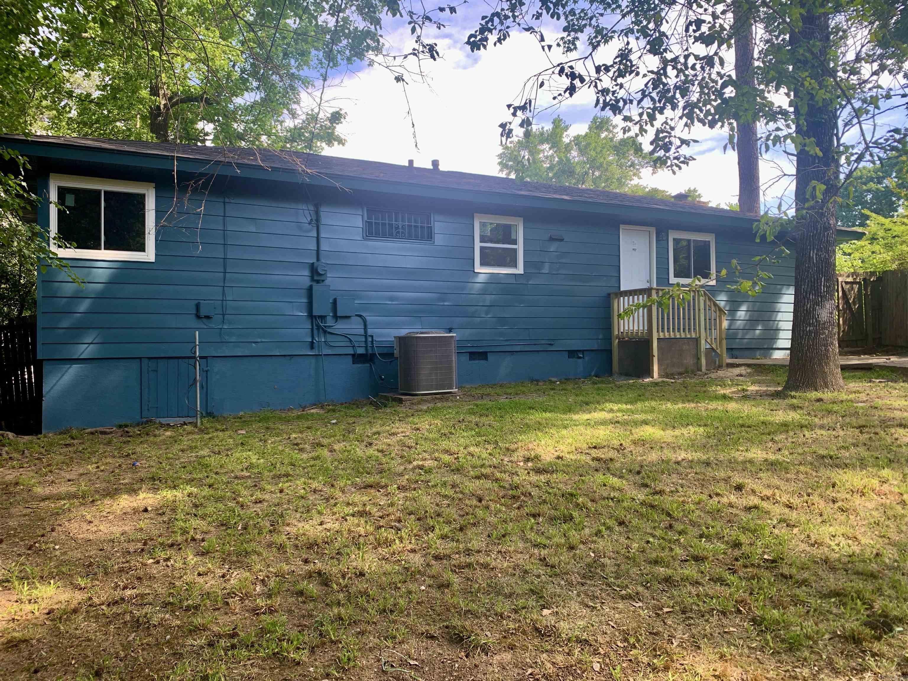 5 Roxbury Drive Property Photo 30