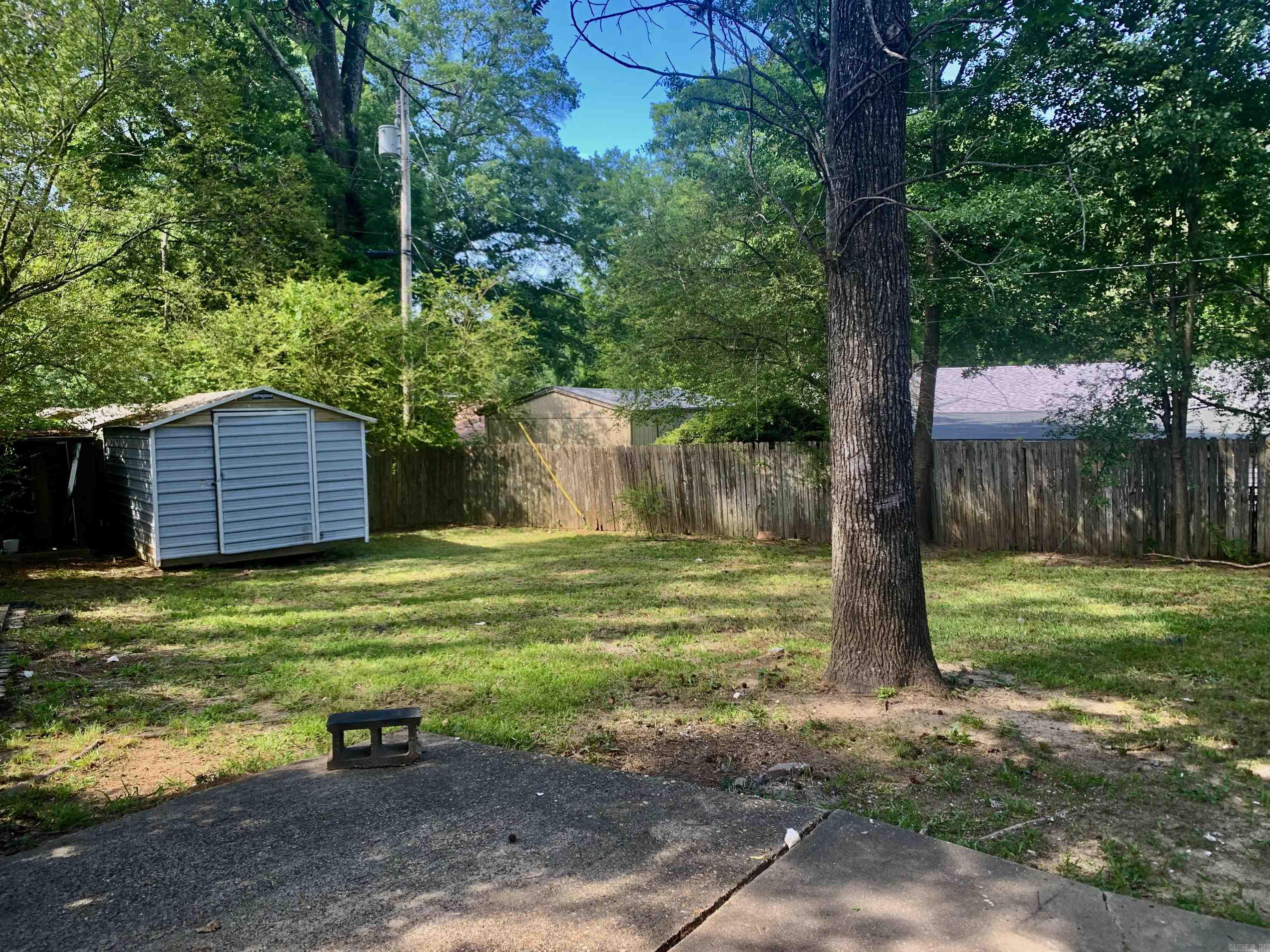 5 Roxbury Drive Property Photo 32