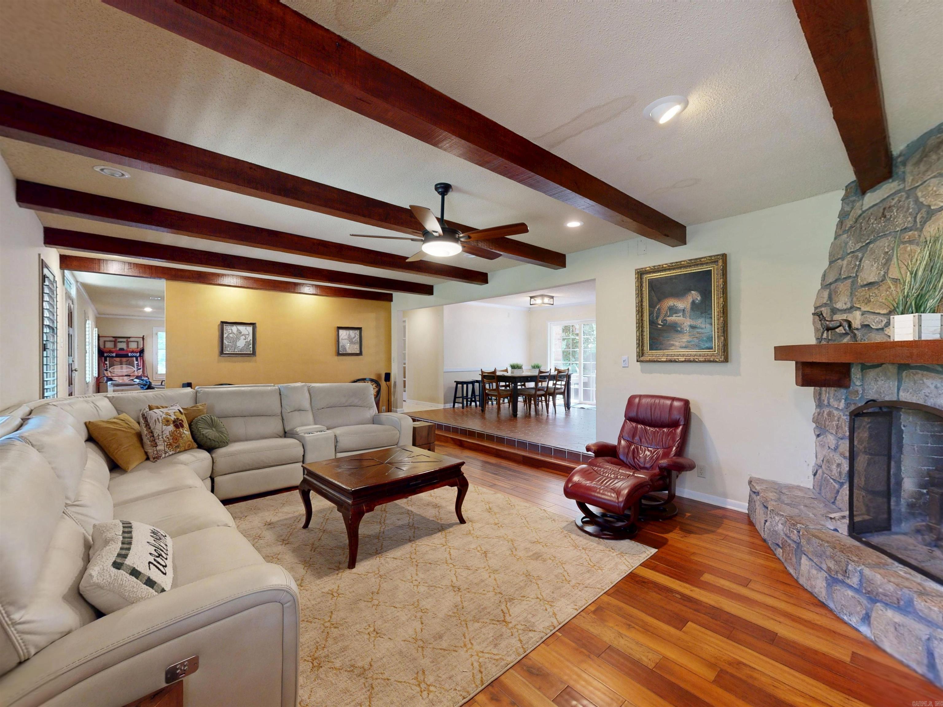 112 Leigh Circle Property Photo 12