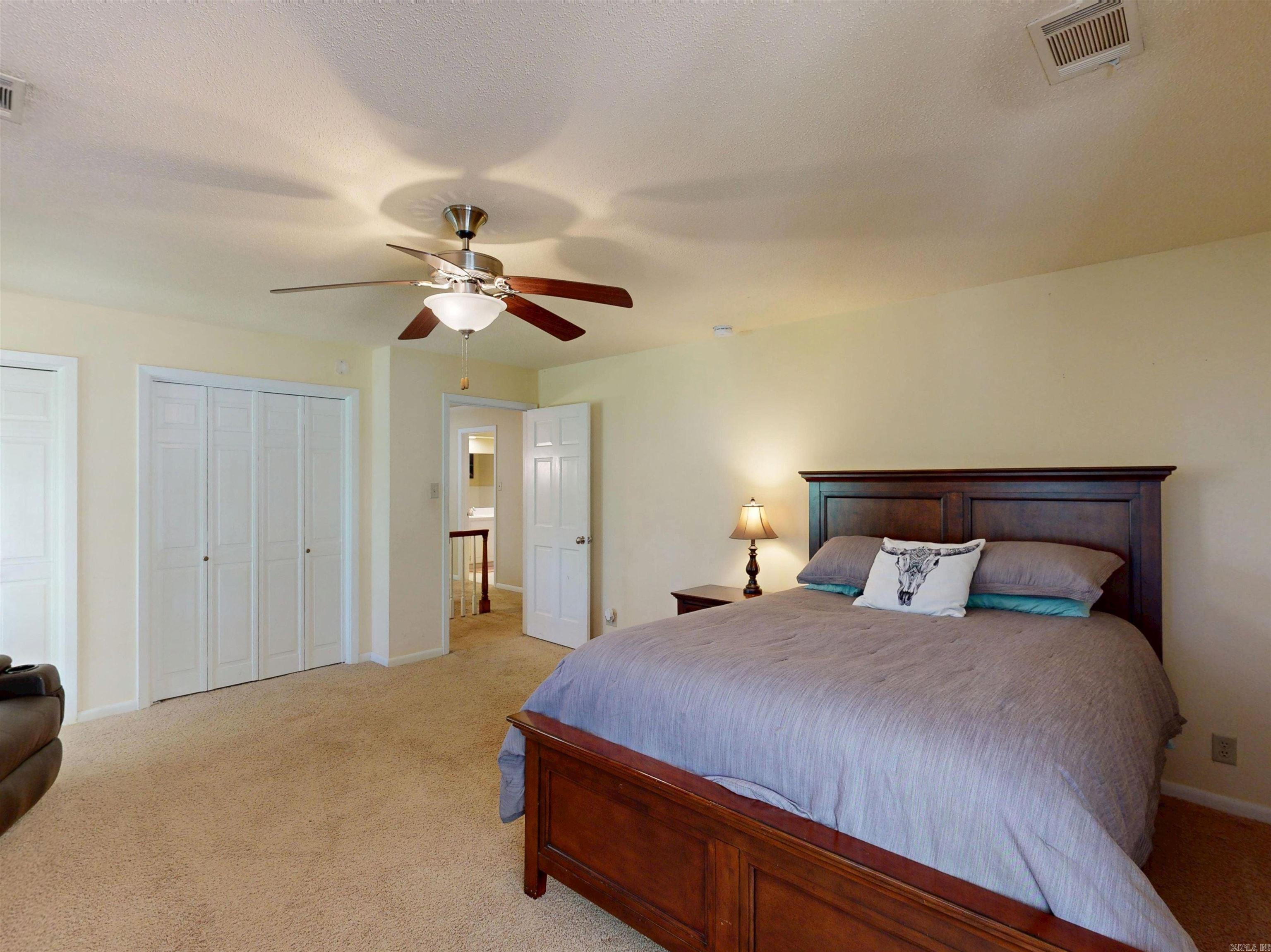 112 Leigh Circle Property Photo 16