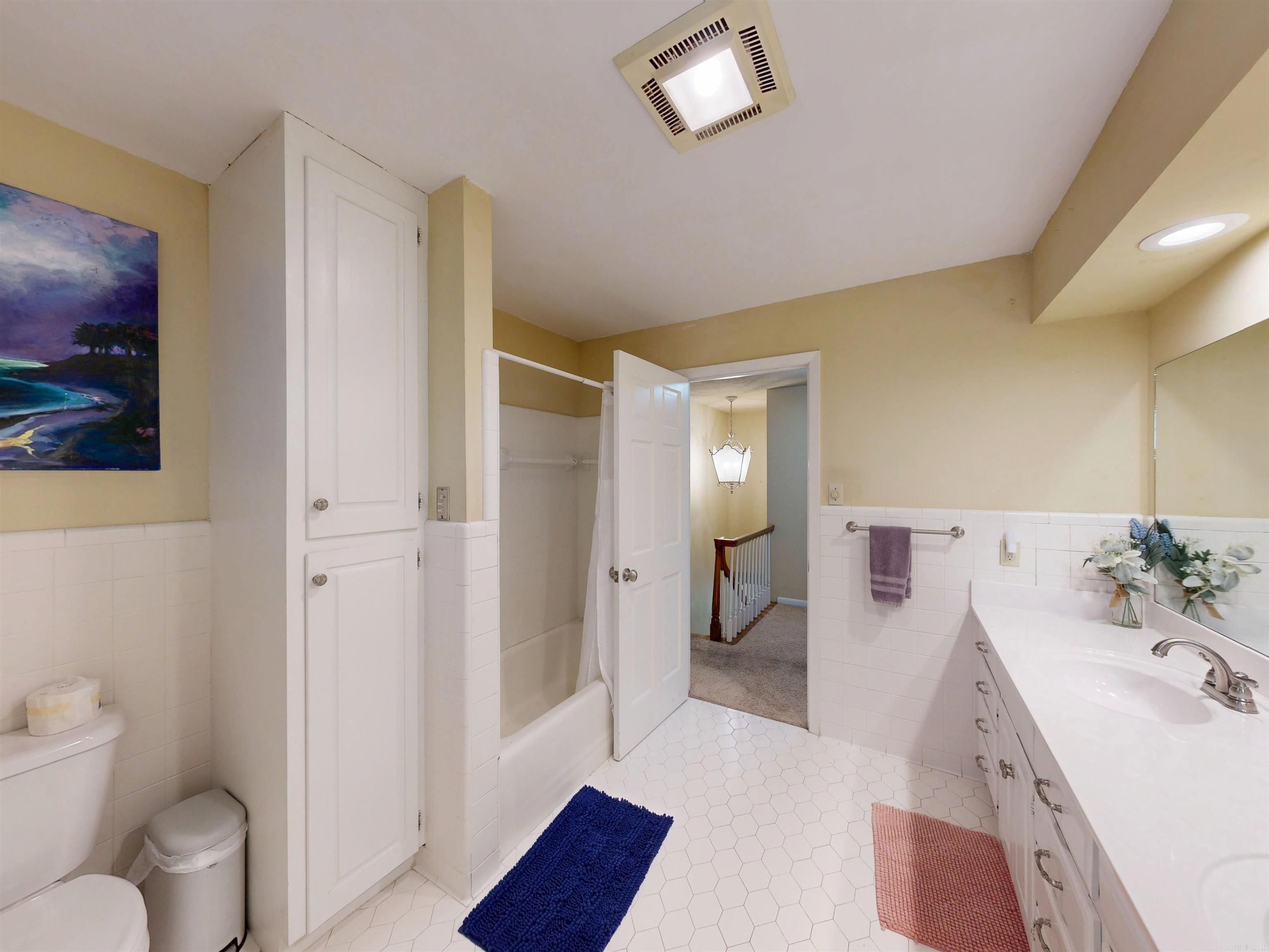 112 Leigh Circle Property Photo 32