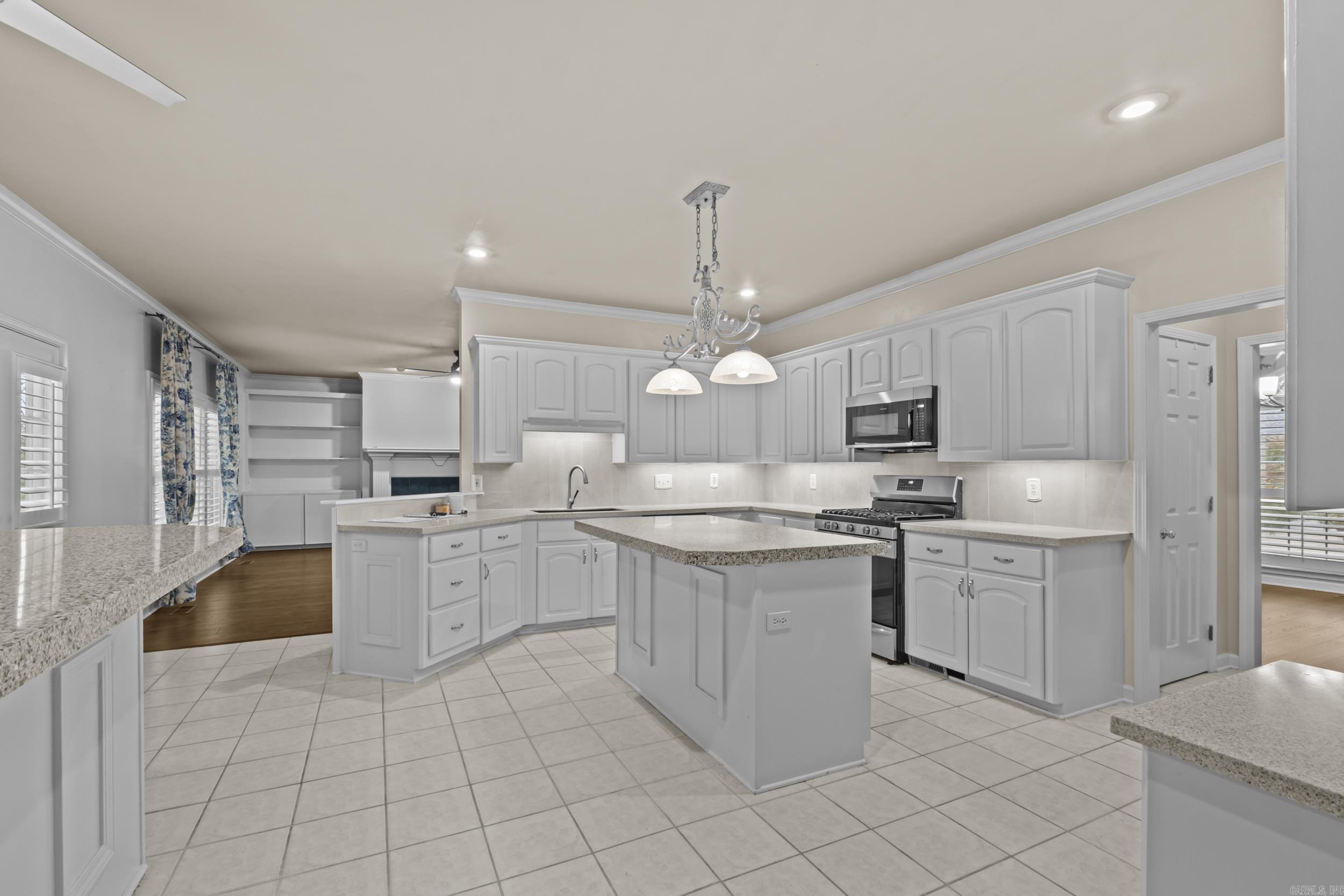 5301 Timber Creek Cir Property Photo 12