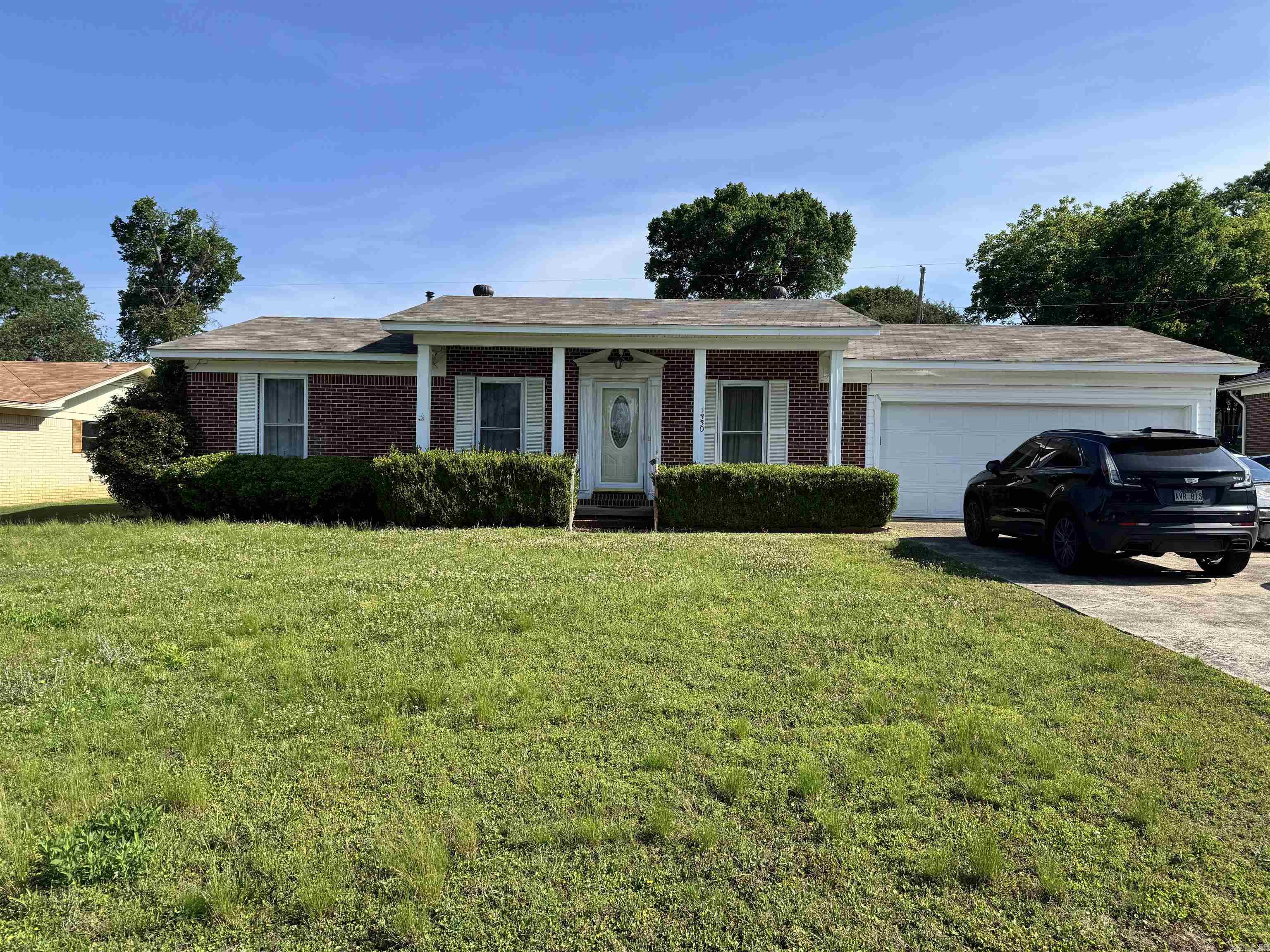 1330 Glenmere Circle Property Photo 1