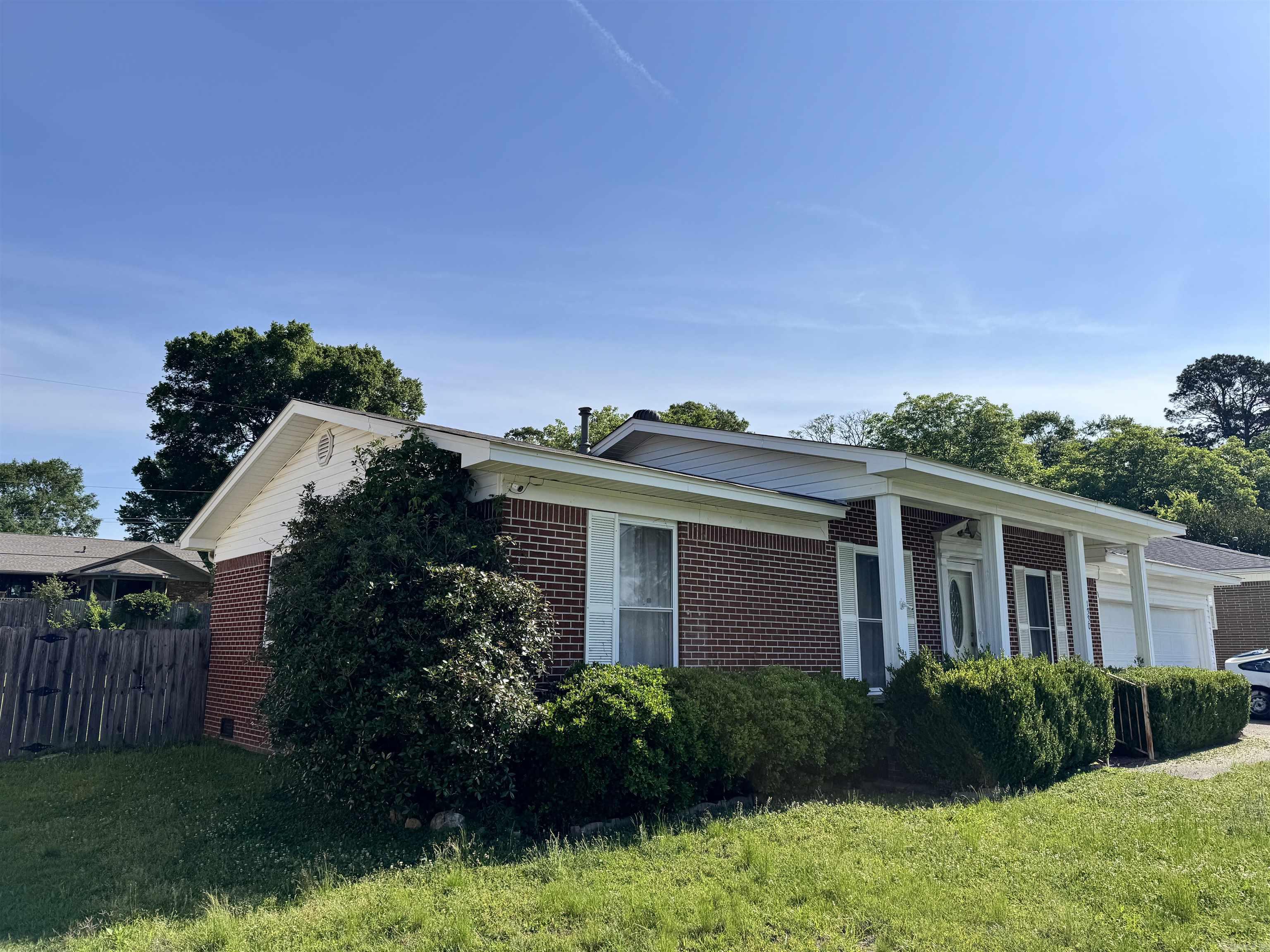 1330 Glenmere Circle Property Photo 3