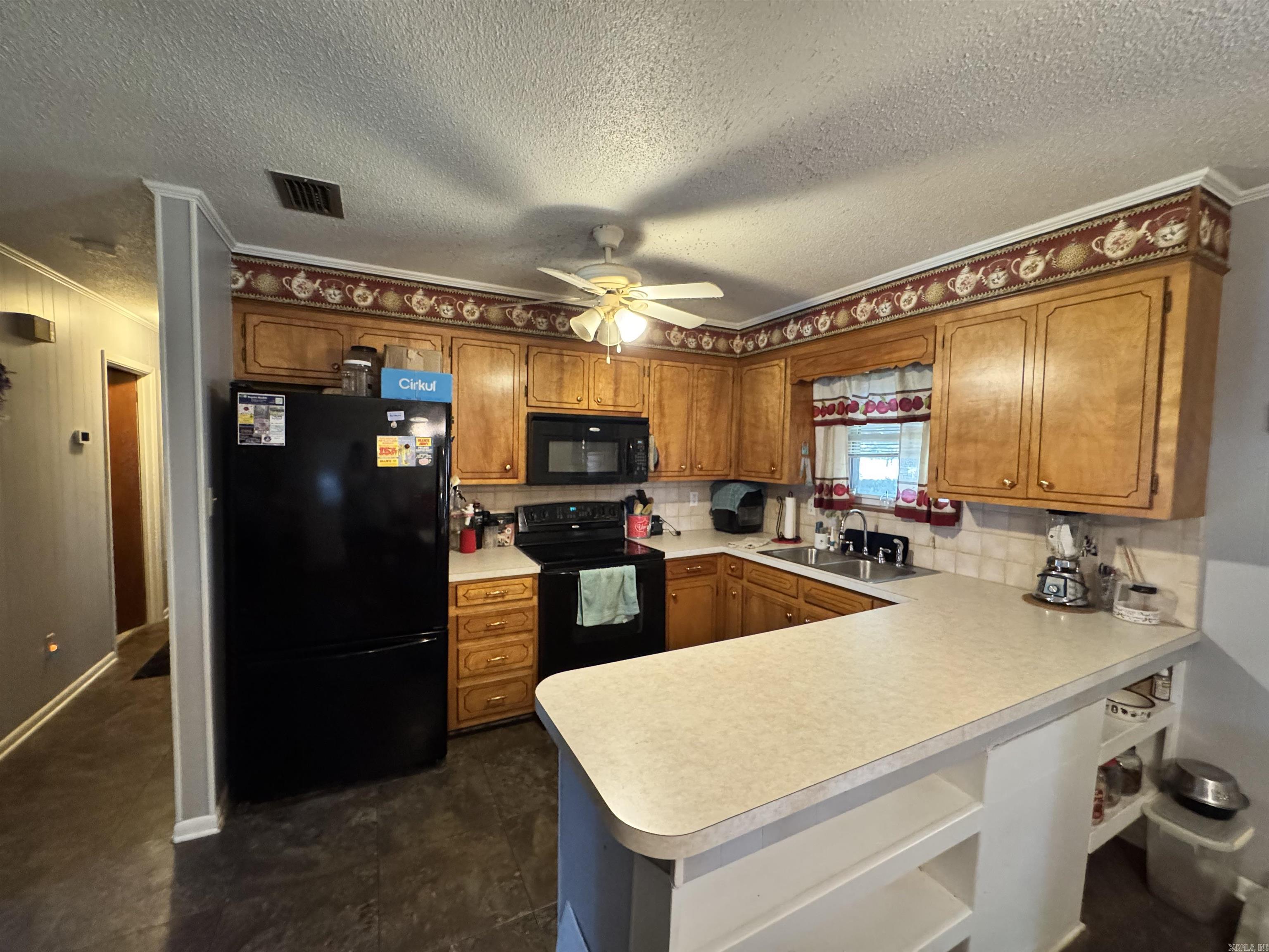 1330 Glenmere Circle Property Photo 5