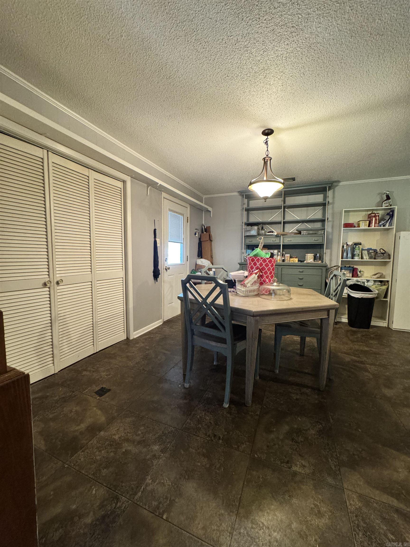 1330 Glenmere Circle Property Photo 8