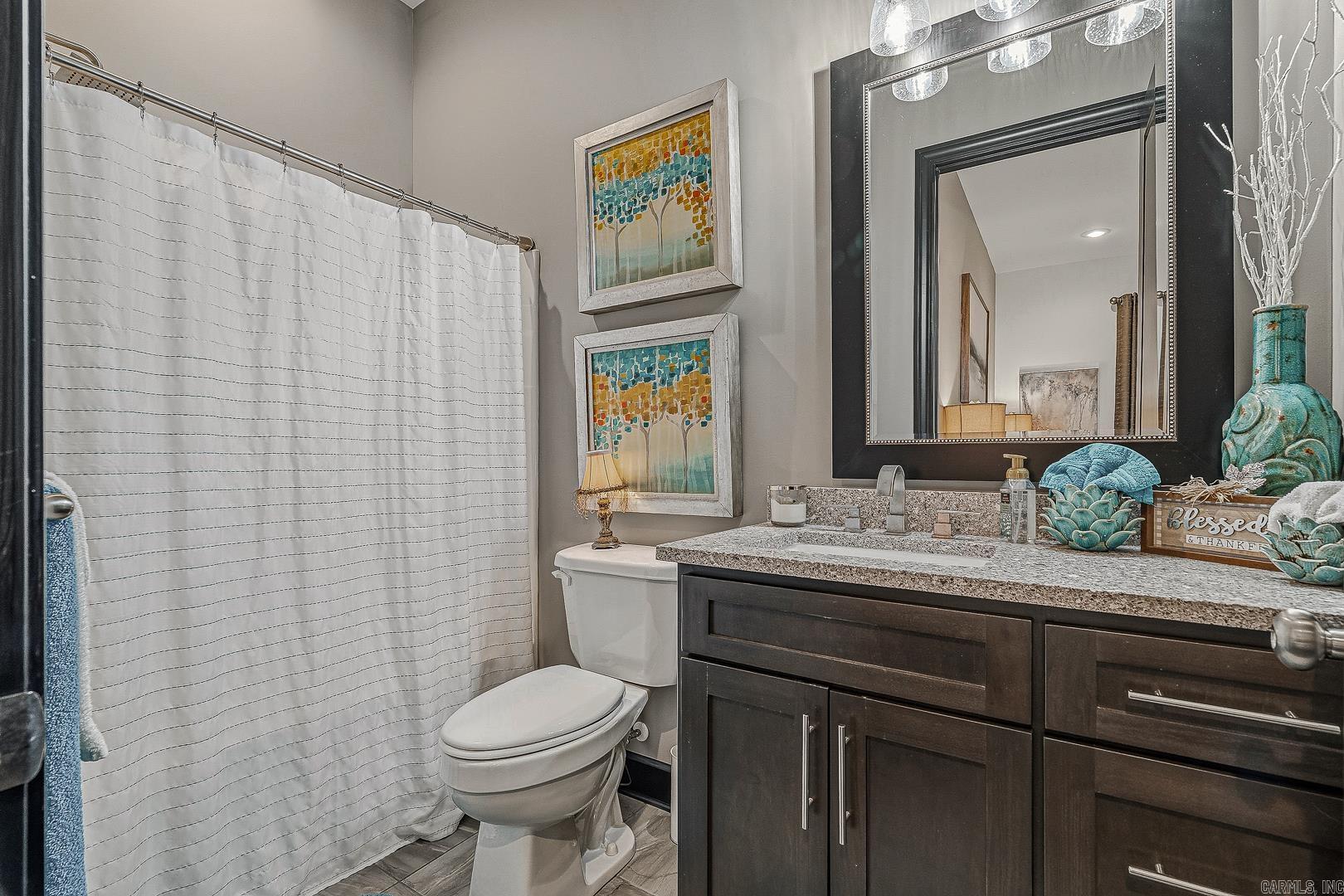 4208 W Kingshighway Property Photo 37