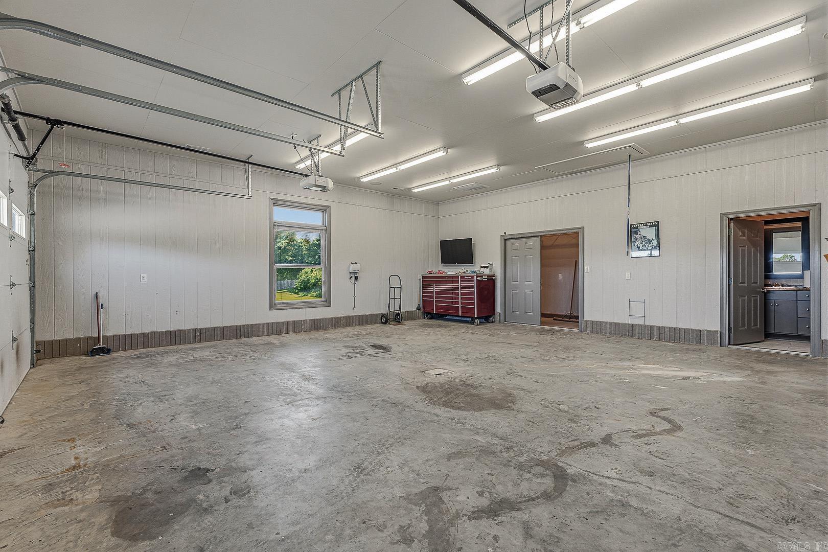 4208 W Kingshighway Property Photo 45