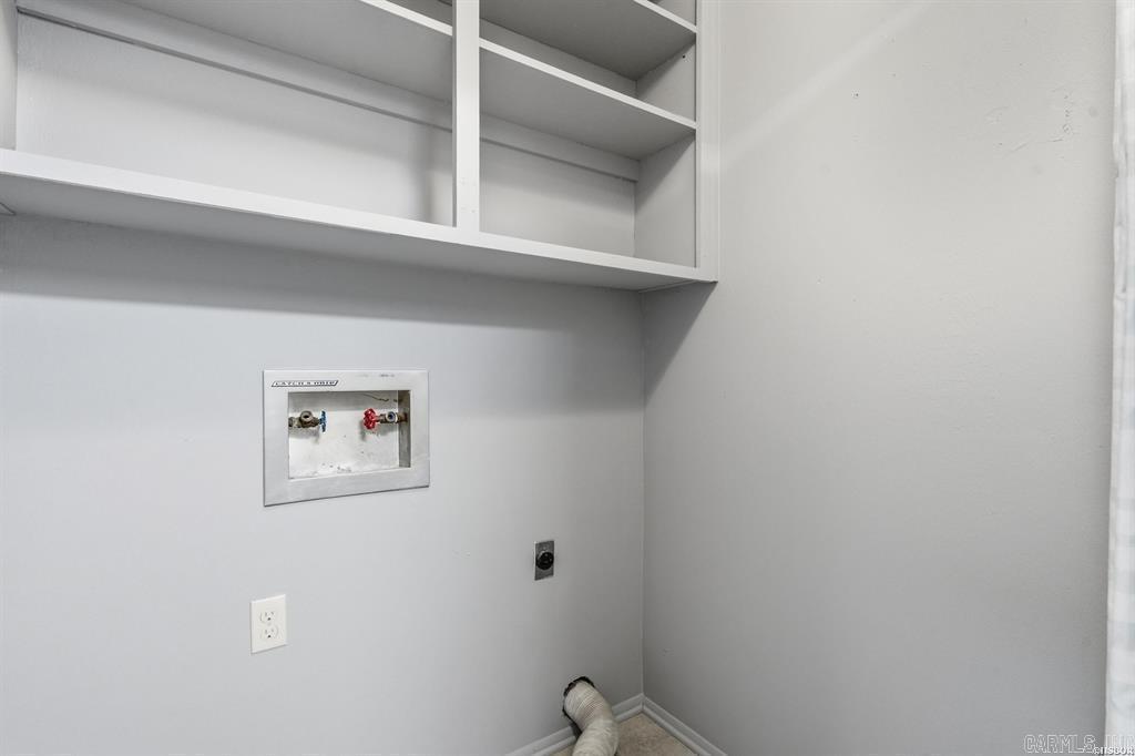 325 Cain Property Photo 18