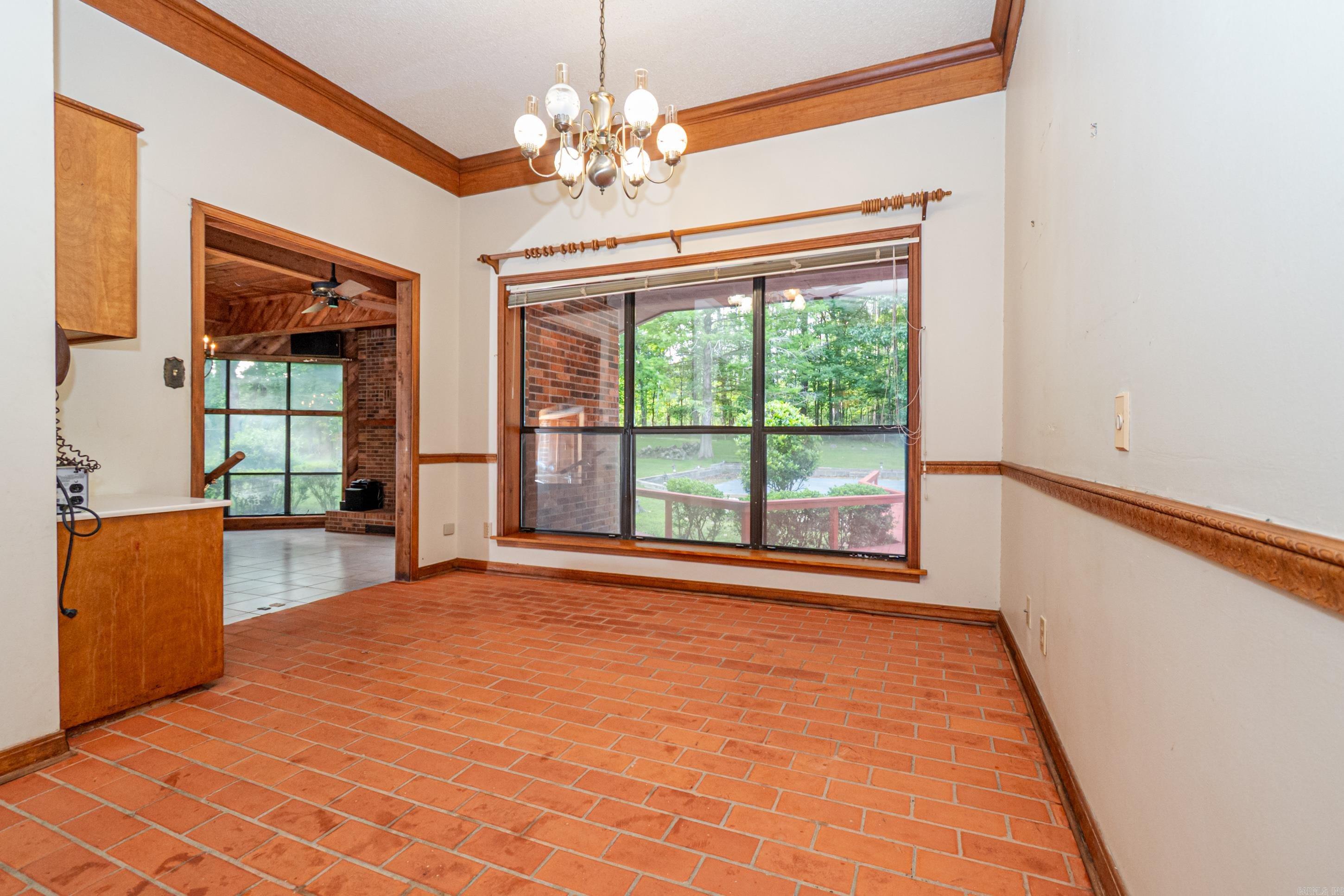 214 Millcreek Dr Property Photo 11