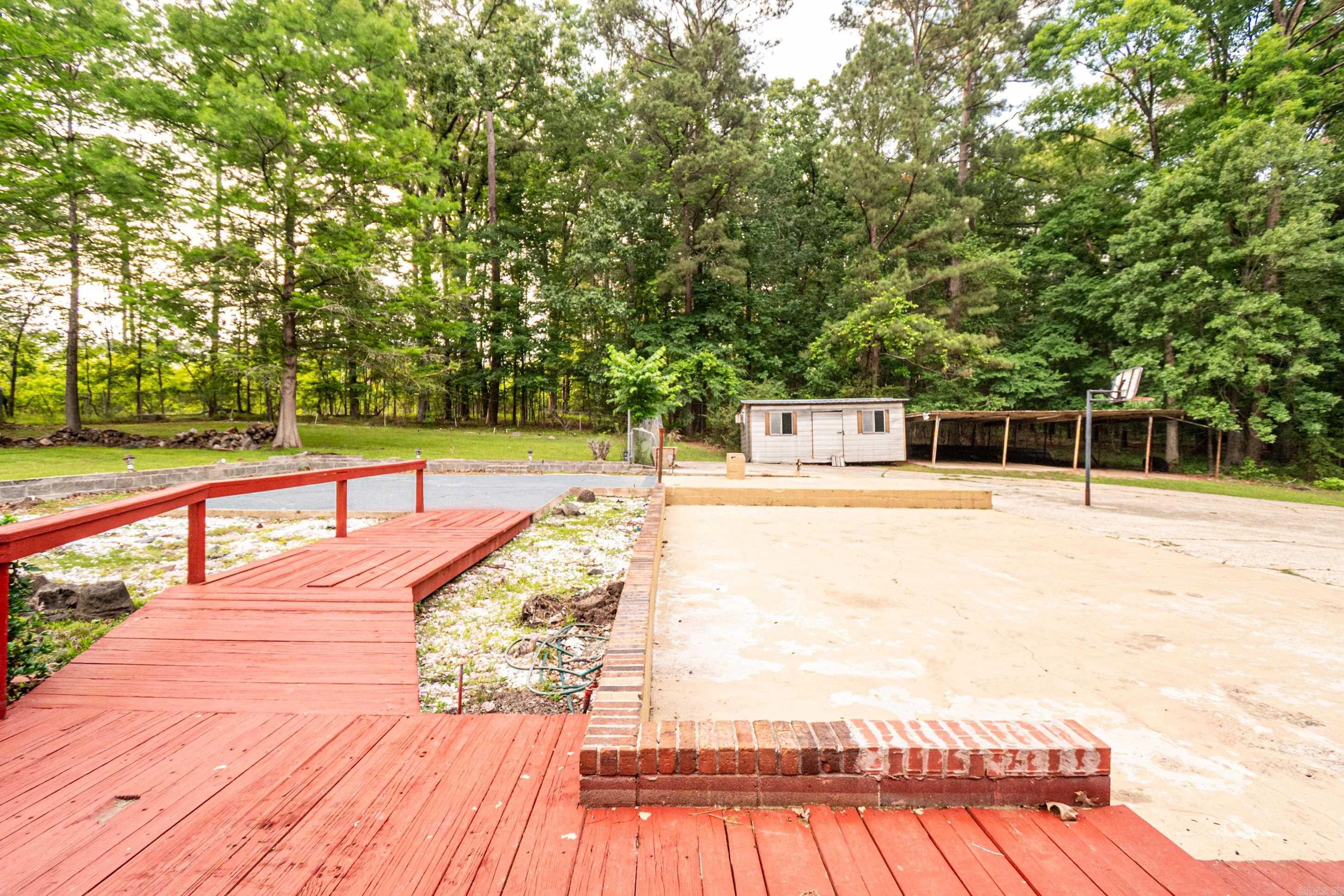 214 Millcreek Dr Property Photo 35